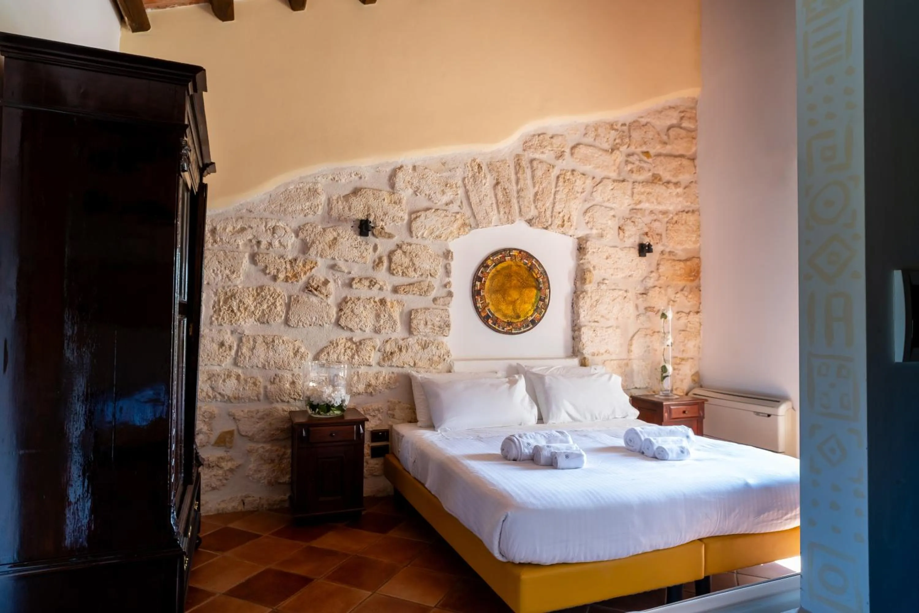 Bed in Villa Vittoria Hotel