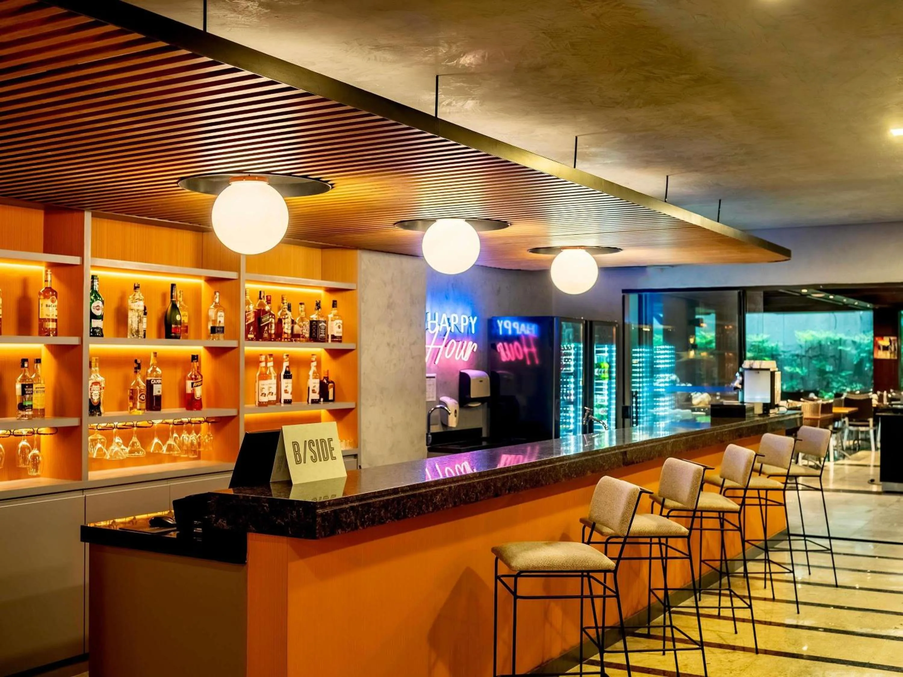 Restaurant/places to eat in Novotel SP Jardins