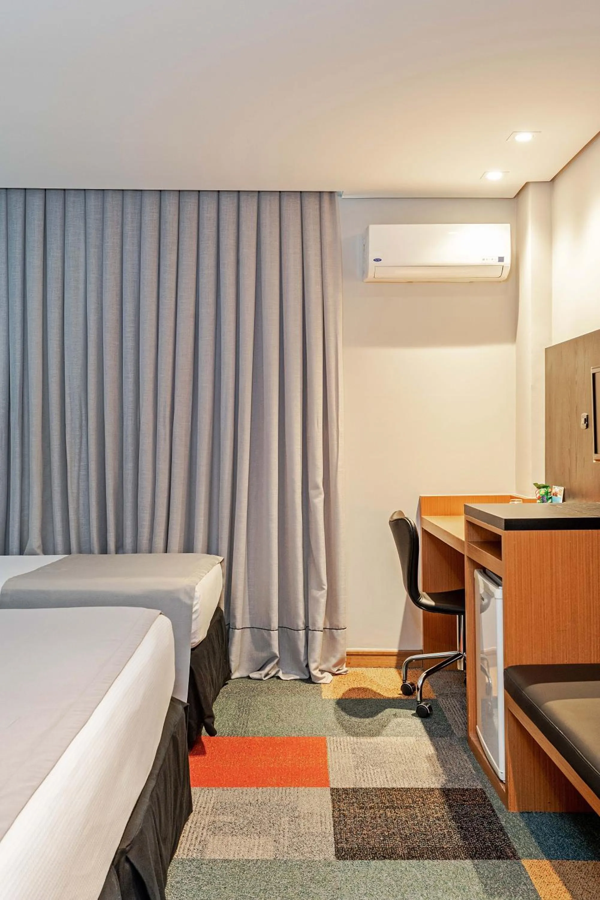 Decorative detail, Bed in Slaviero Curitiba Batel