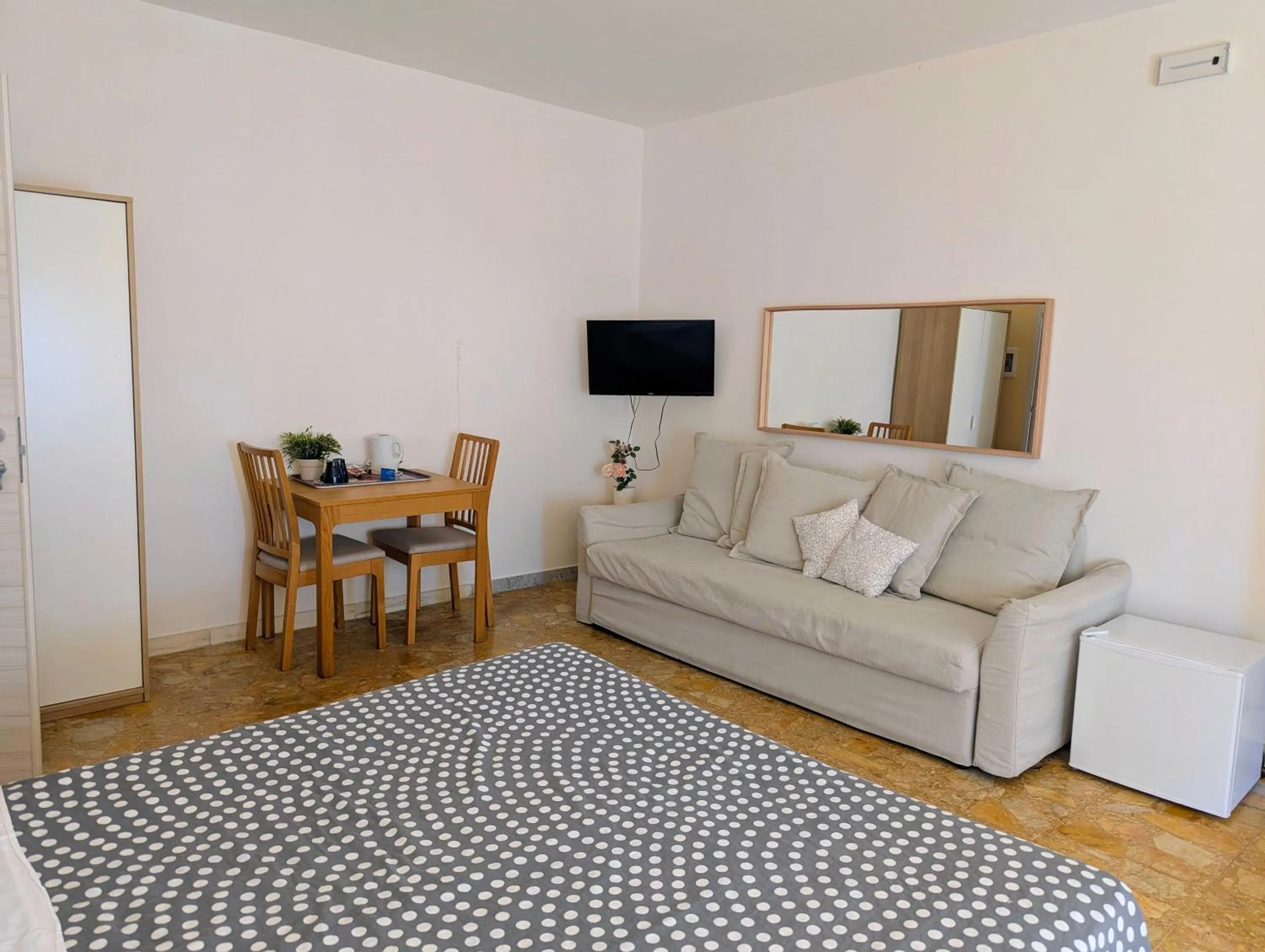 TV and multimedia in La Locanda Dell'Arte-Museo