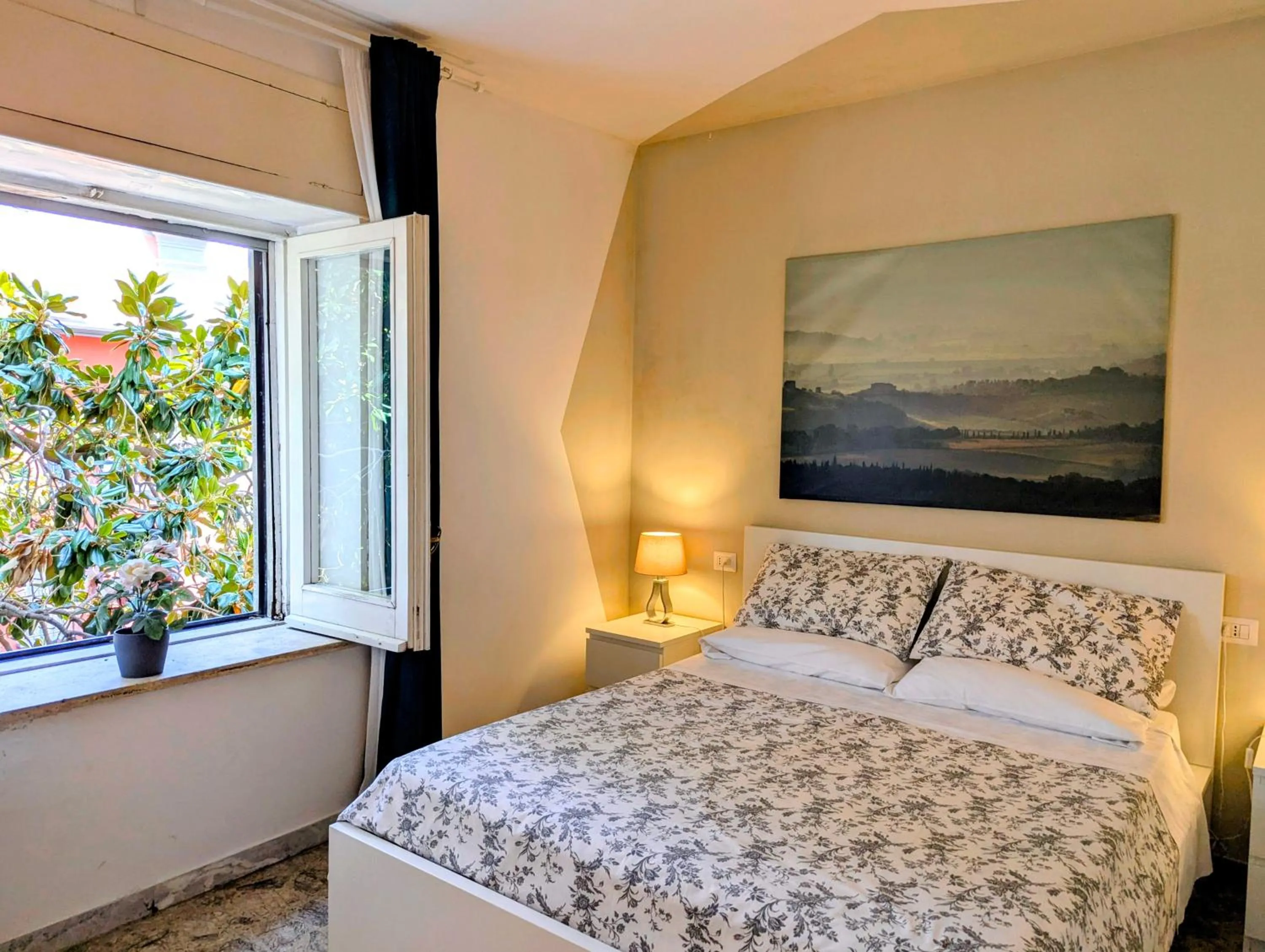 Bed in La Locanda Dell'Arte-Museo