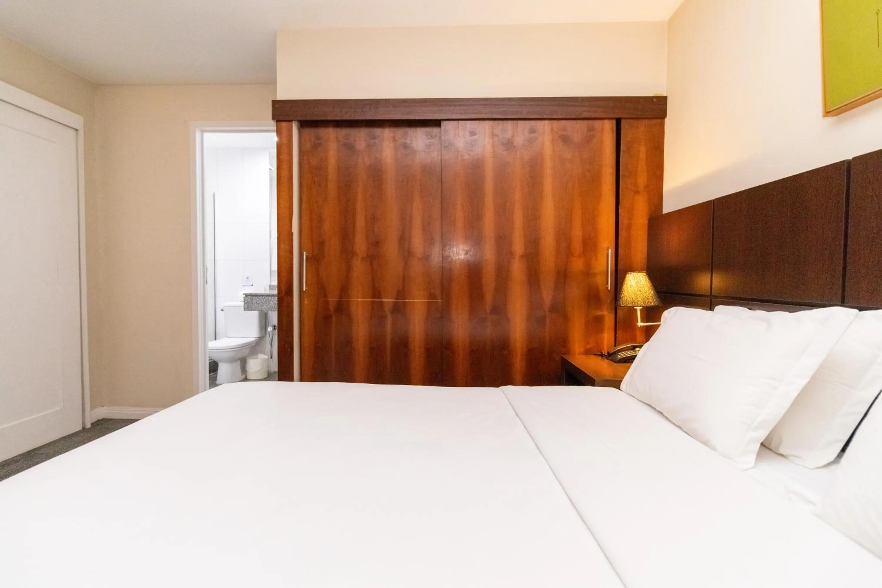 Bed in Slaviero Curitiba Shopping