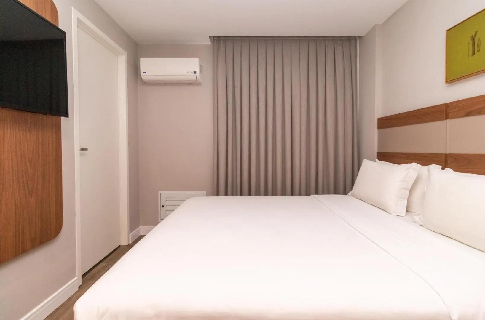 Bed in Slaviero Curitiba Shopping