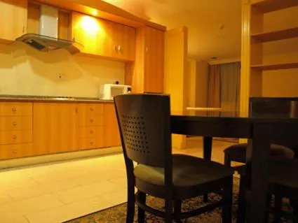 Dining area in Mayfair Hotel