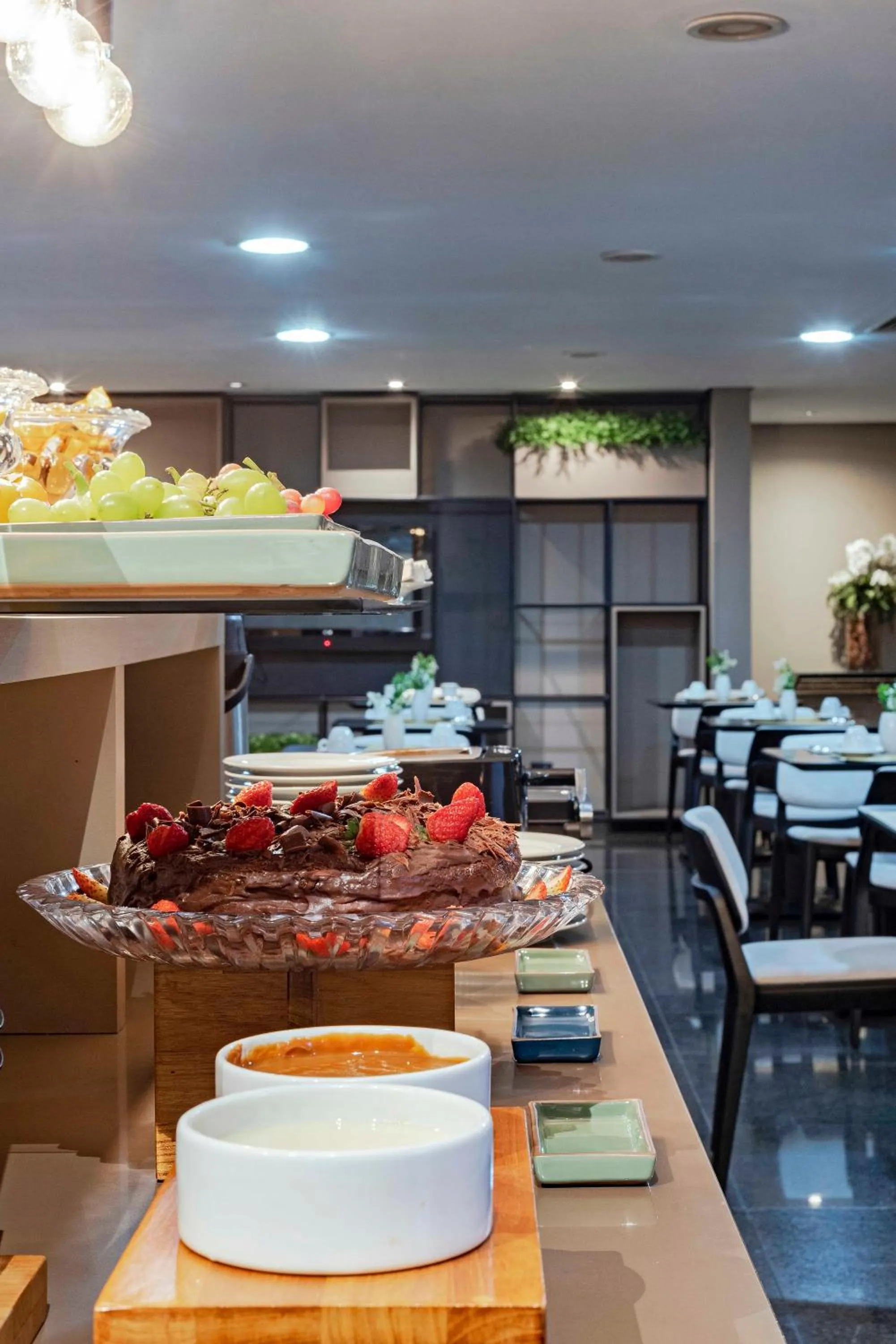 Food and drinks in Full Jazz by Slaviero Hotéis