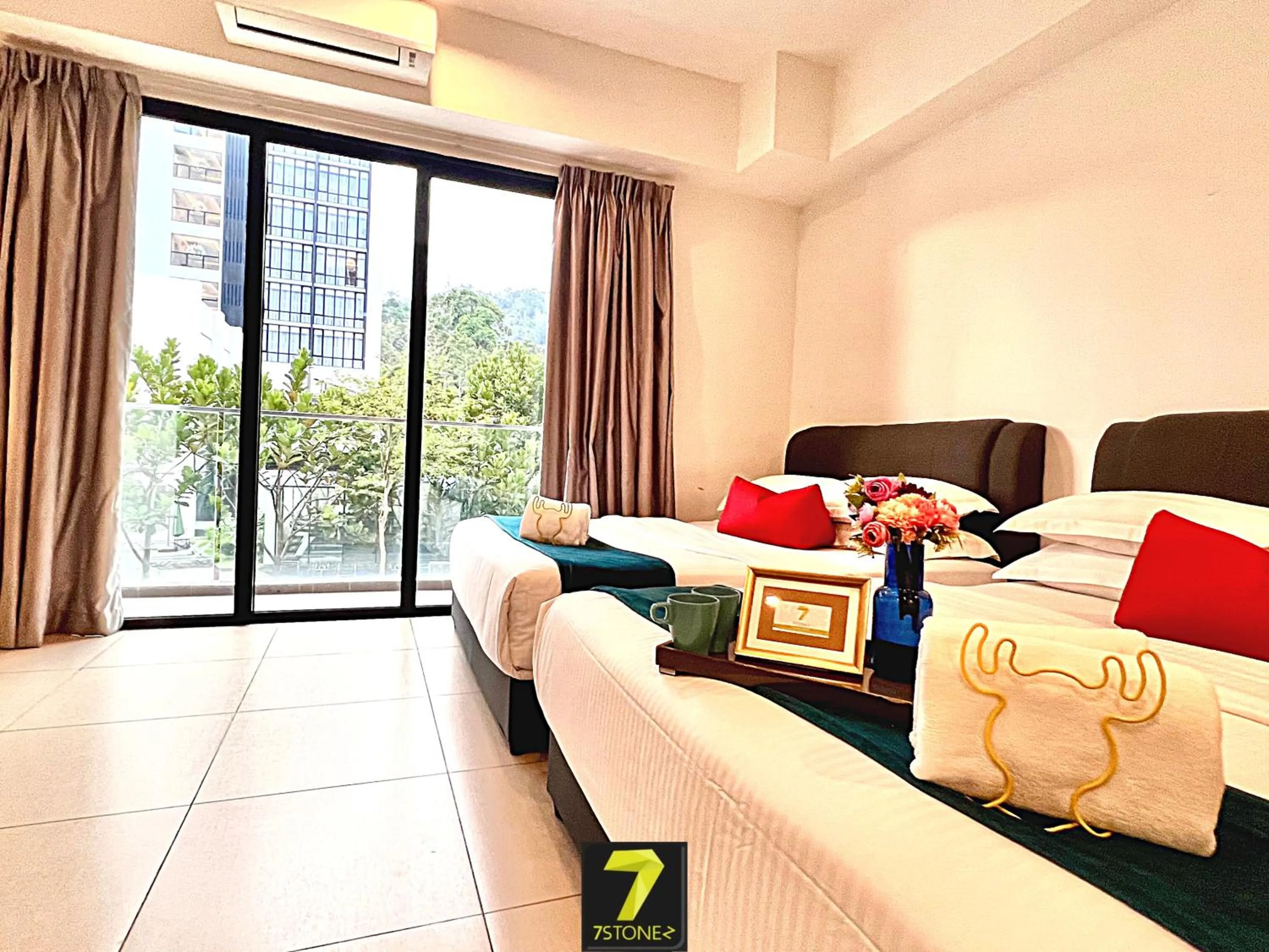 View (from property/room), Bed in 7Stonez Residences Midhills Genting Highlands
