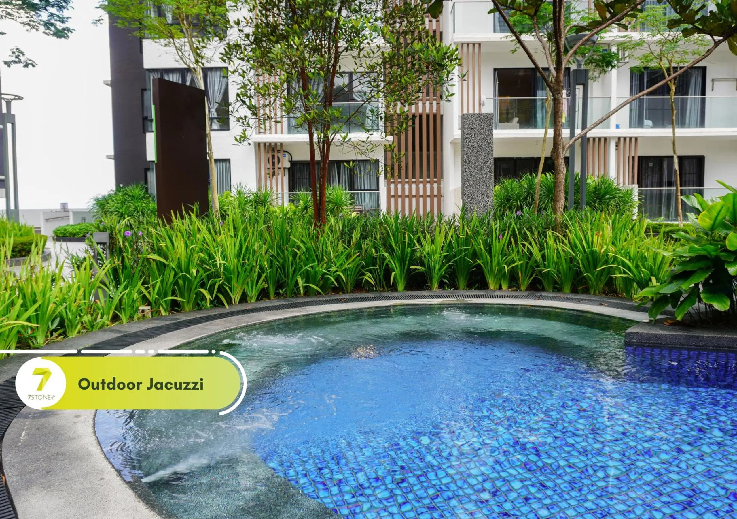 Swimming pool in 7Stonez Residences Midhills Genting Highlands