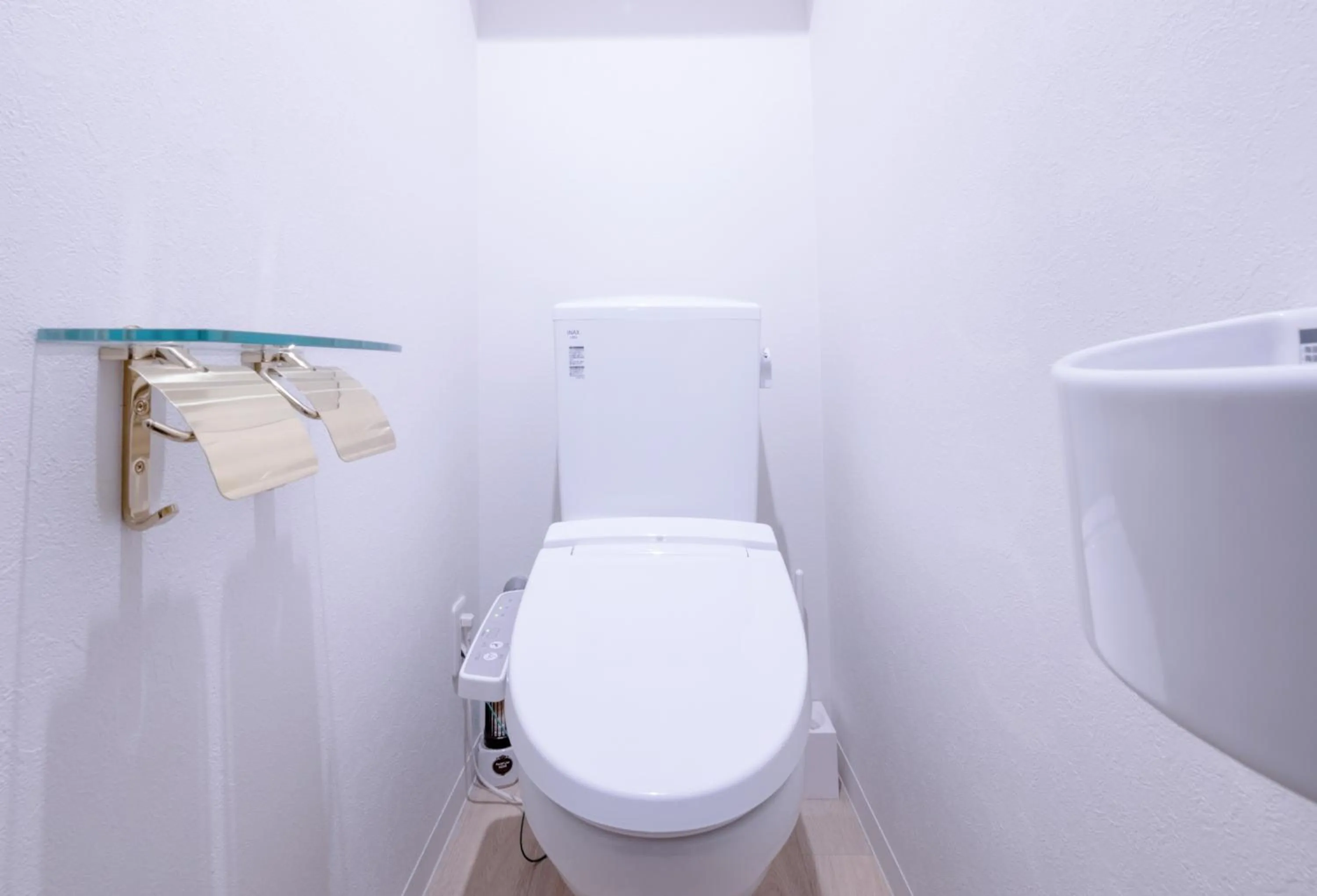 Toilet in bnb+ Ueno Okachimachi