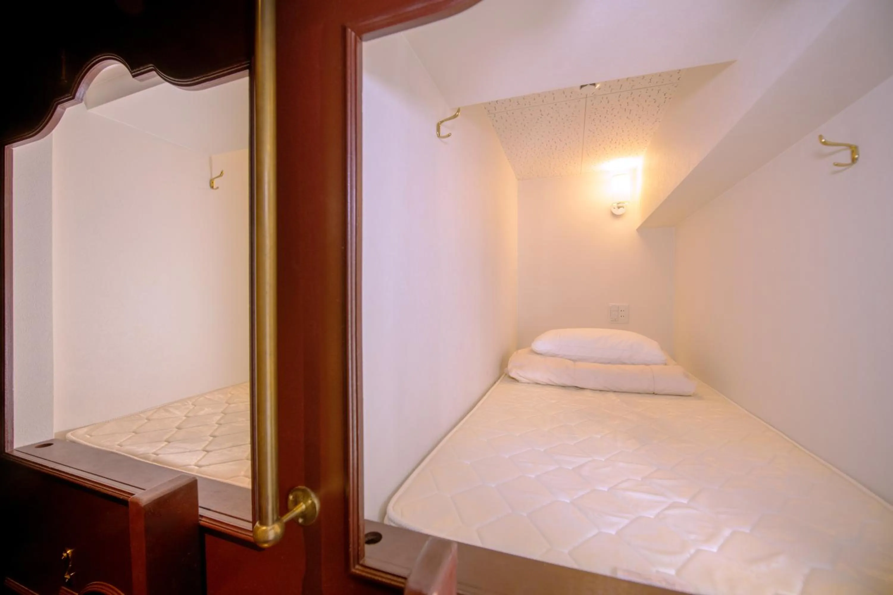 bunk bed, Bed in bnb+ Ueno Okachimachi
