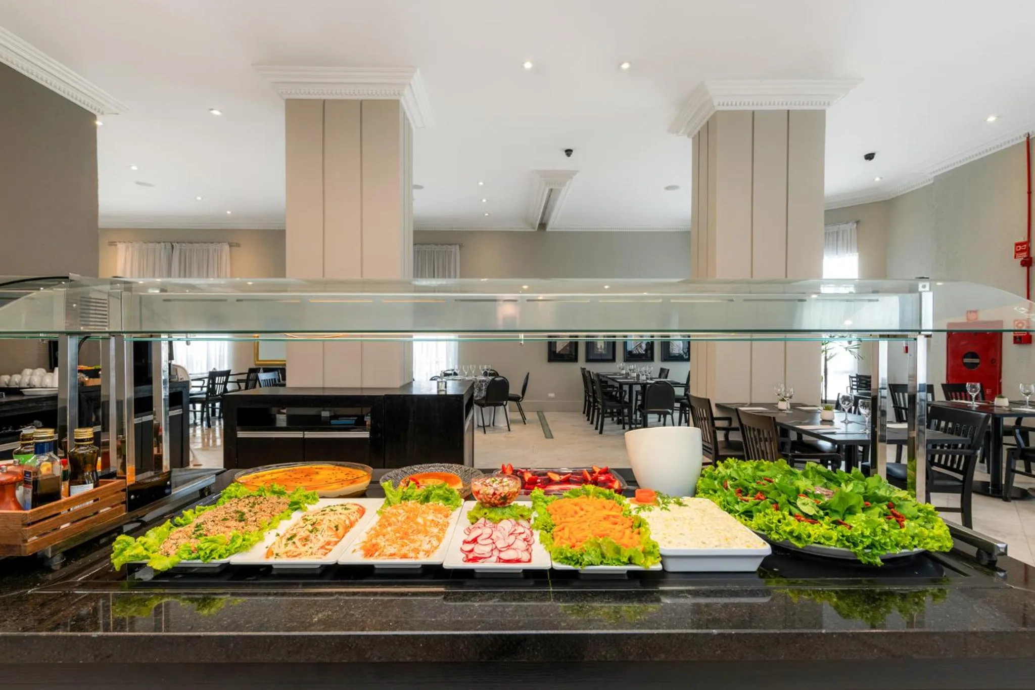 Food in Rockefeller by Slaviero Hotéis