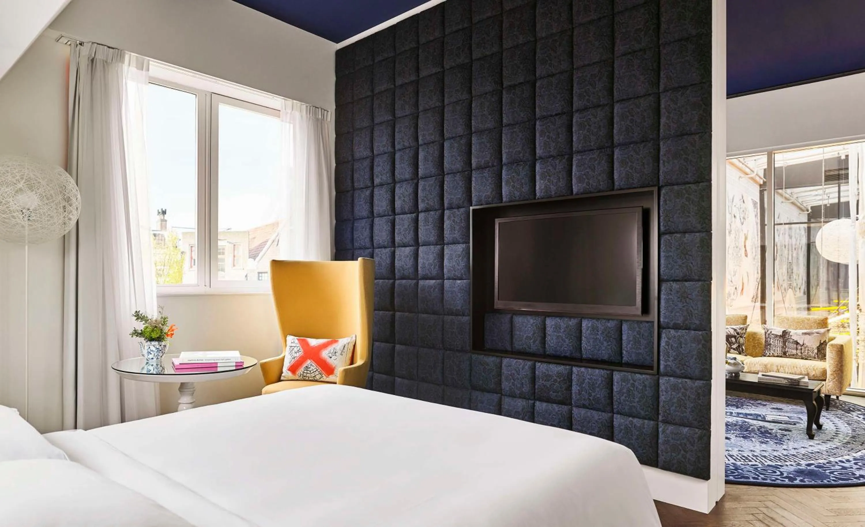 Photo of the whole room, Bed in Andaz Amsterdam, Prinsengracht, By Hyatt
