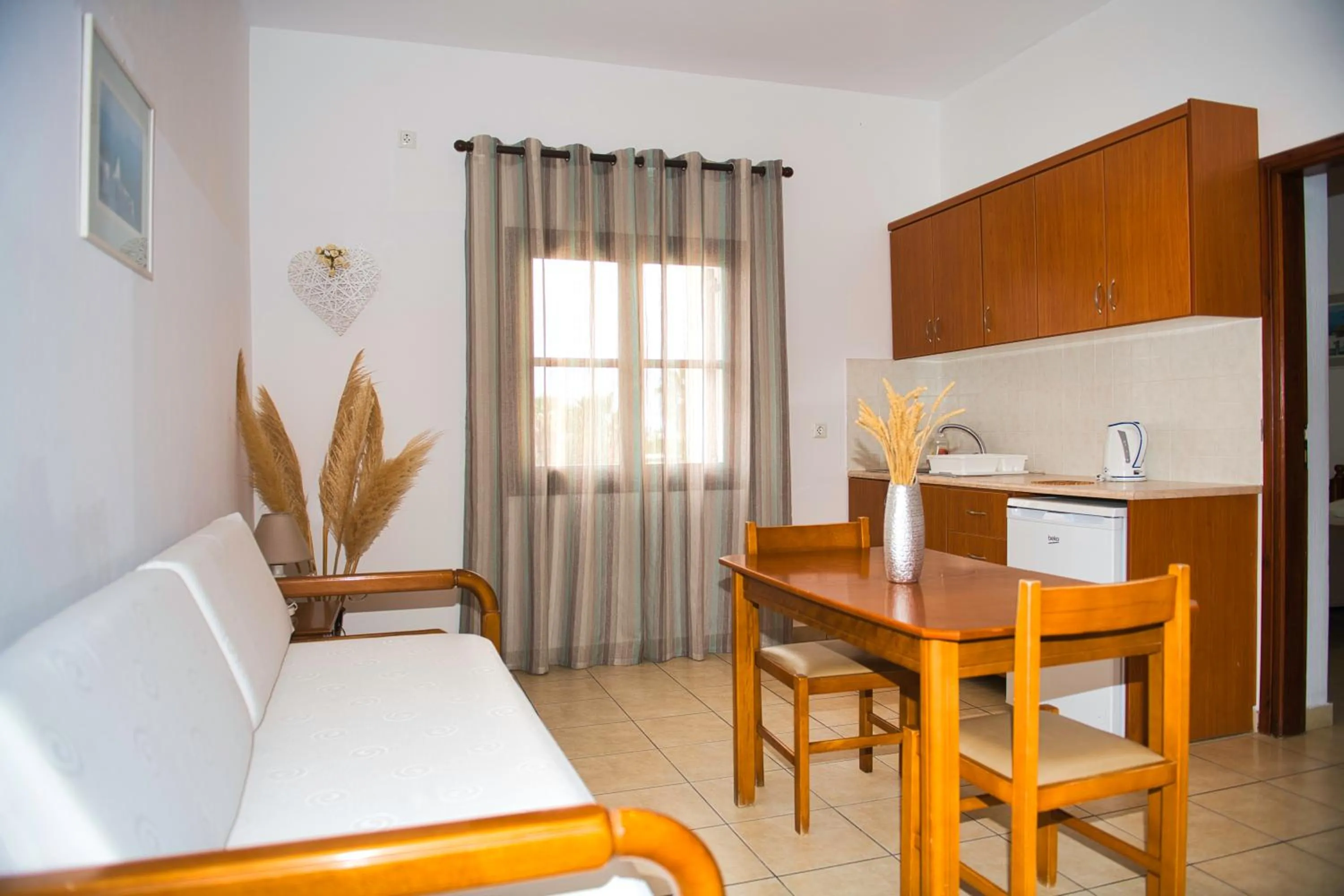 Kitchen or kitchenette in Villa Angira