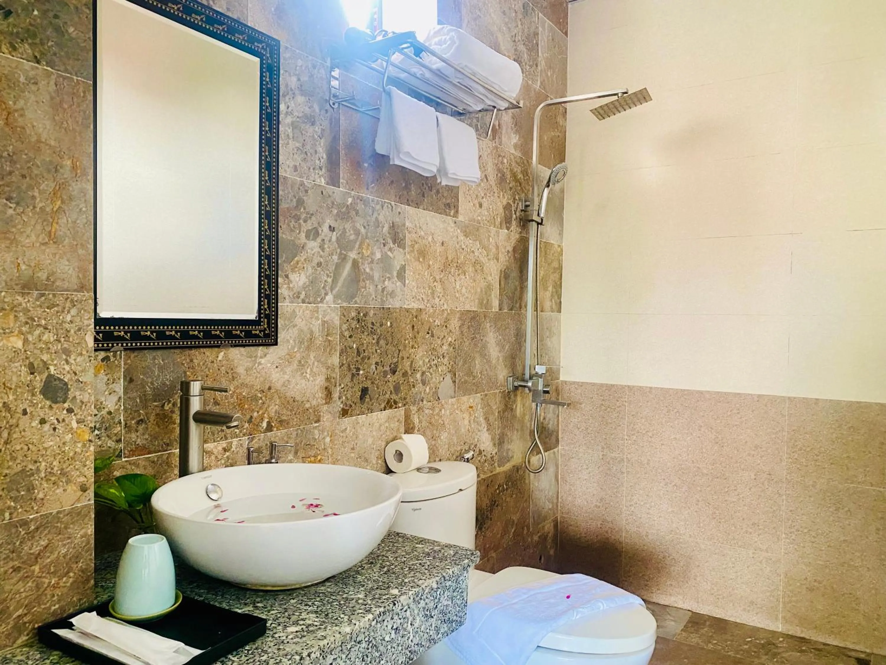 Shower in Rice River Villa - Hoi An