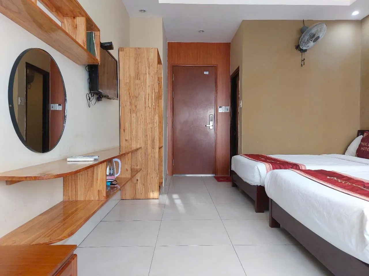 Bedroom, Bed in Phuc Long Hotel