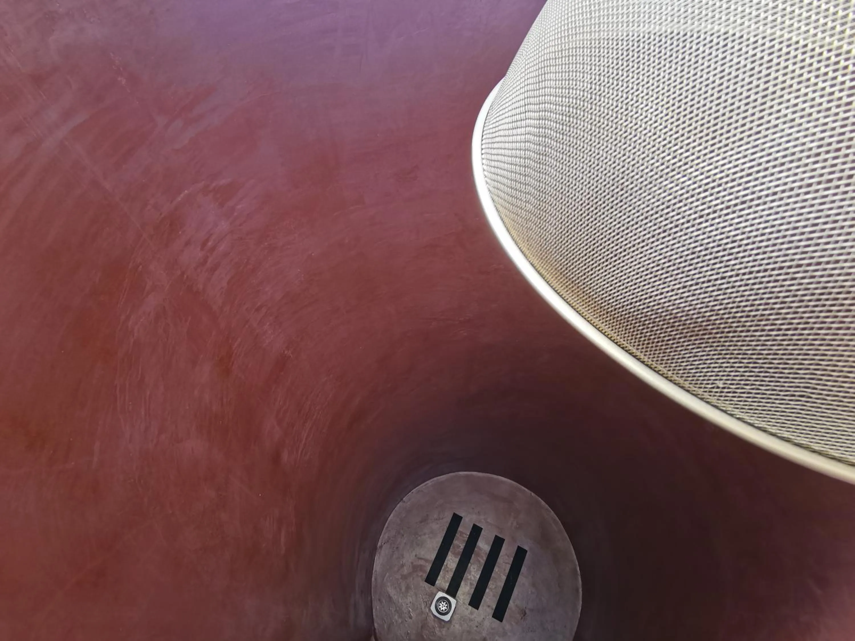 Shower in Heahtitude - Children Not Allowed