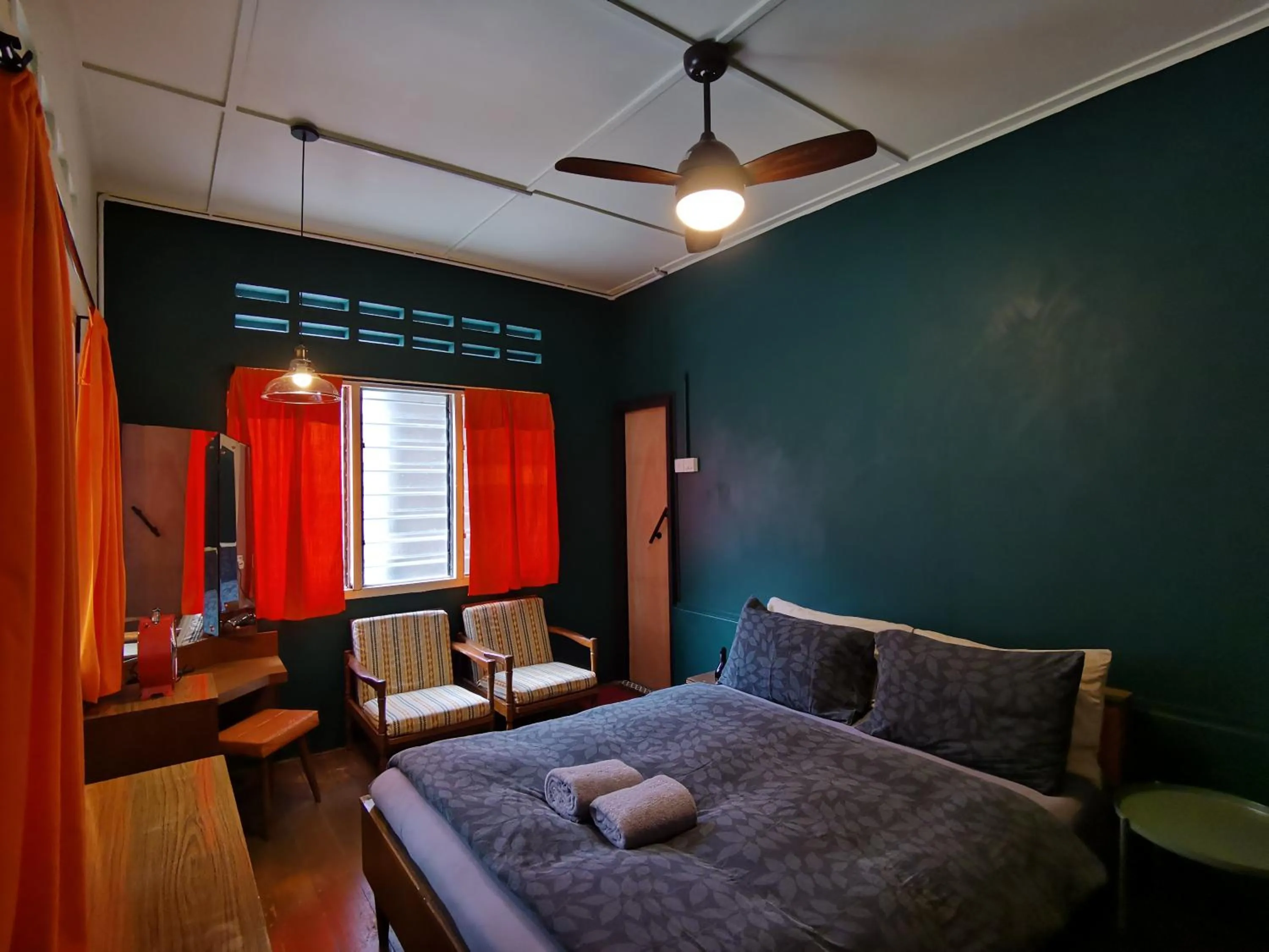 Photo of the whole room, Bed in Heahtitude - Children Not Allowed