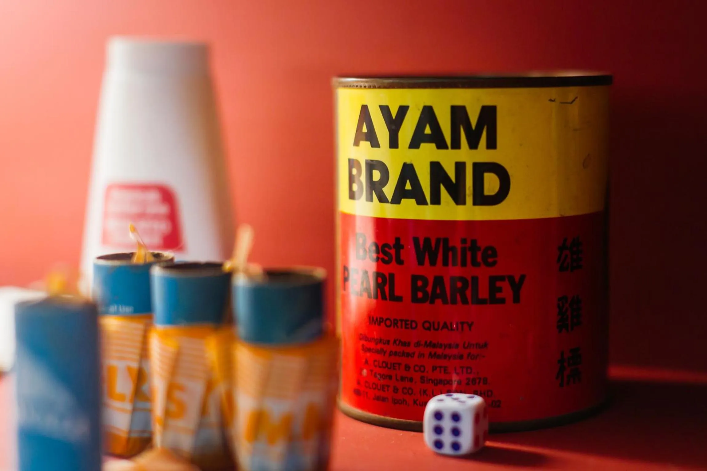 Text overlay in Heahtitude - Children Not Allowed