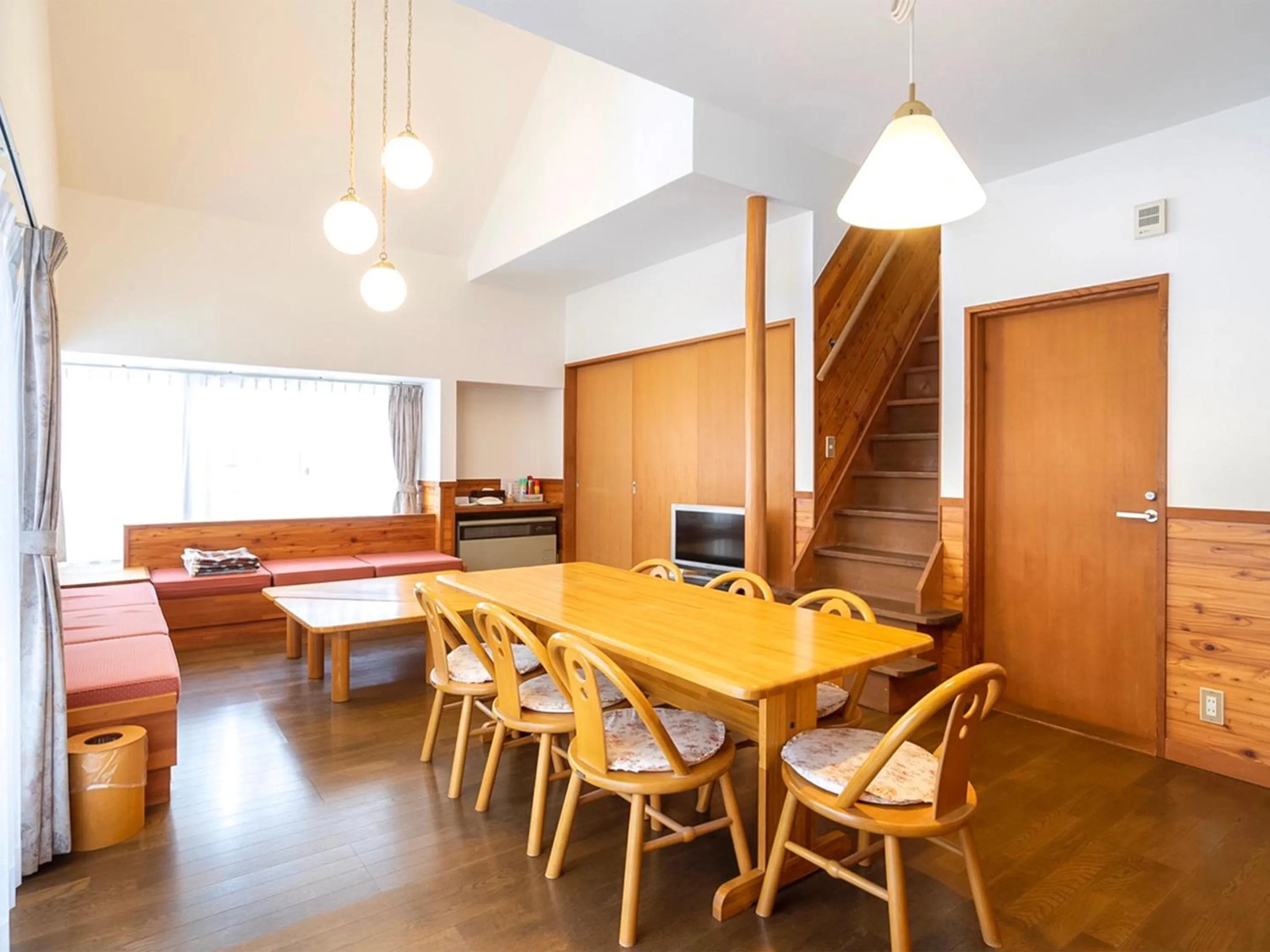 Photo of the whole room in HOLIDAY VILLA Hotel & Resort KARUIZAWA