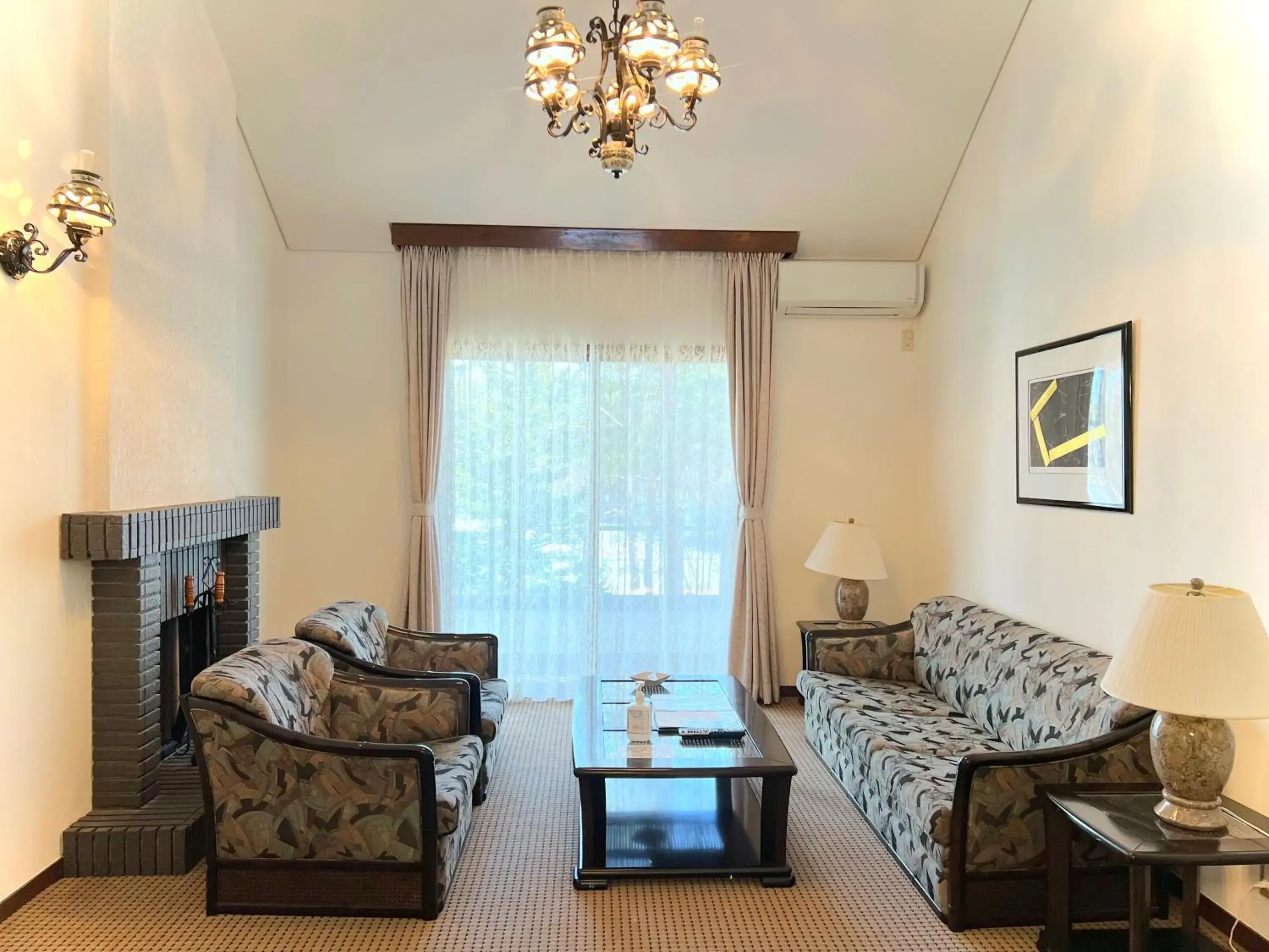 Suite in HOLIDAY VILLA Hotel & Resort KARUIZAWA Suite in HOLIDAY VILLA Hotel & Resort KARUIZAWA