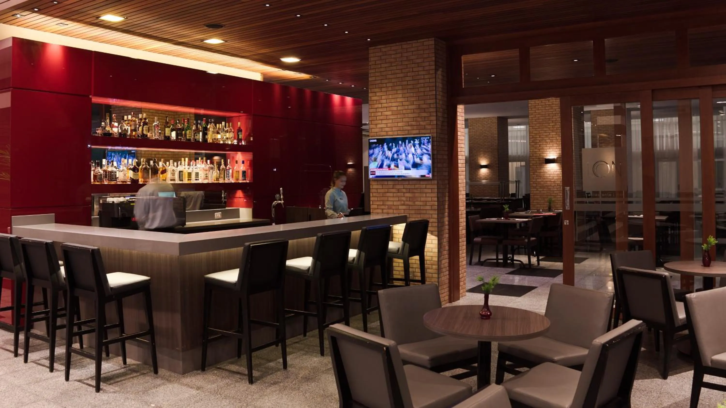 Lounge or bar in Bourbon Convention Hotel Ponta Grossa