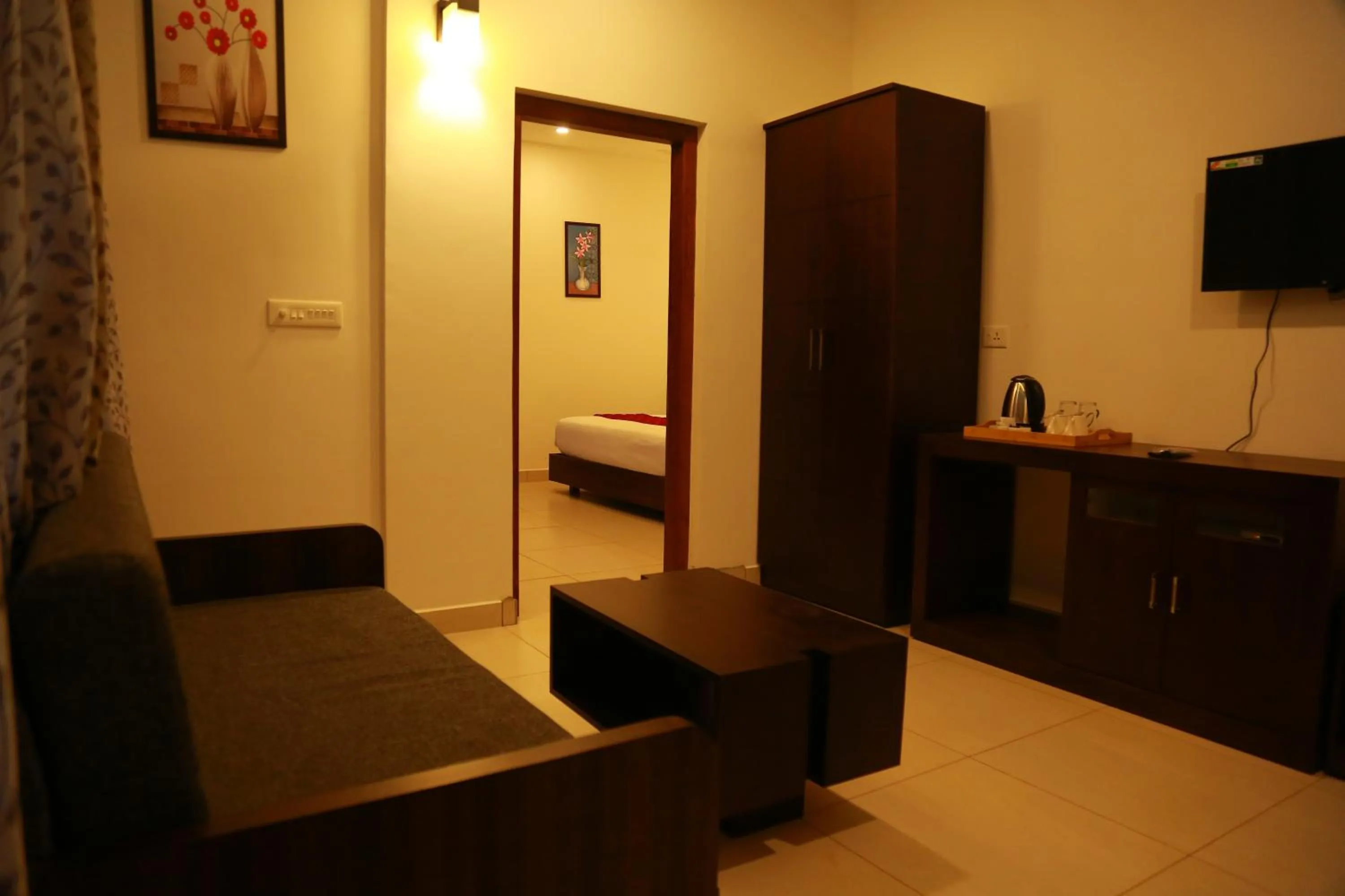 Palmtree Leaf, Munnar