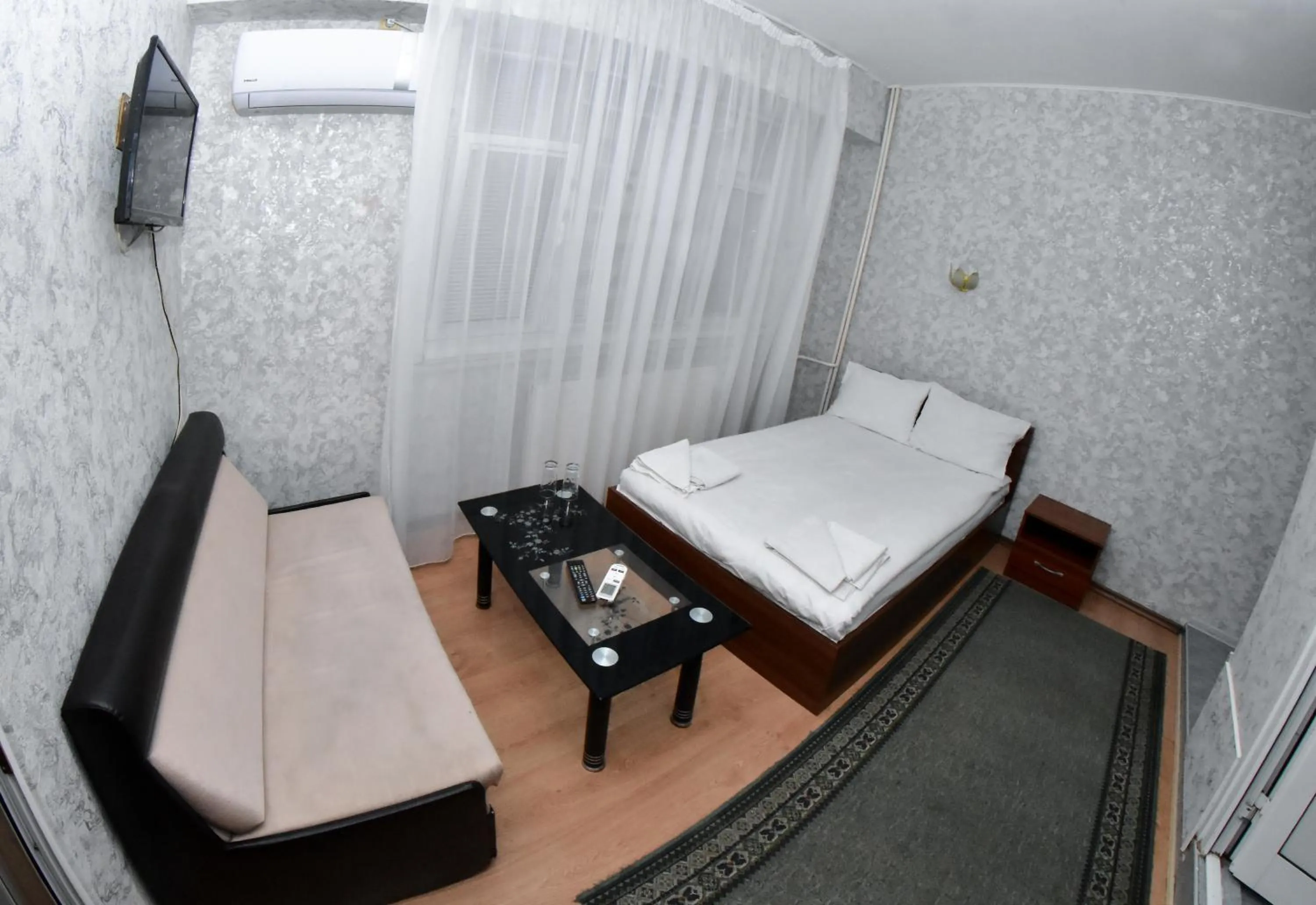 Photo of the whole room, Bed in Hotel Rade 1