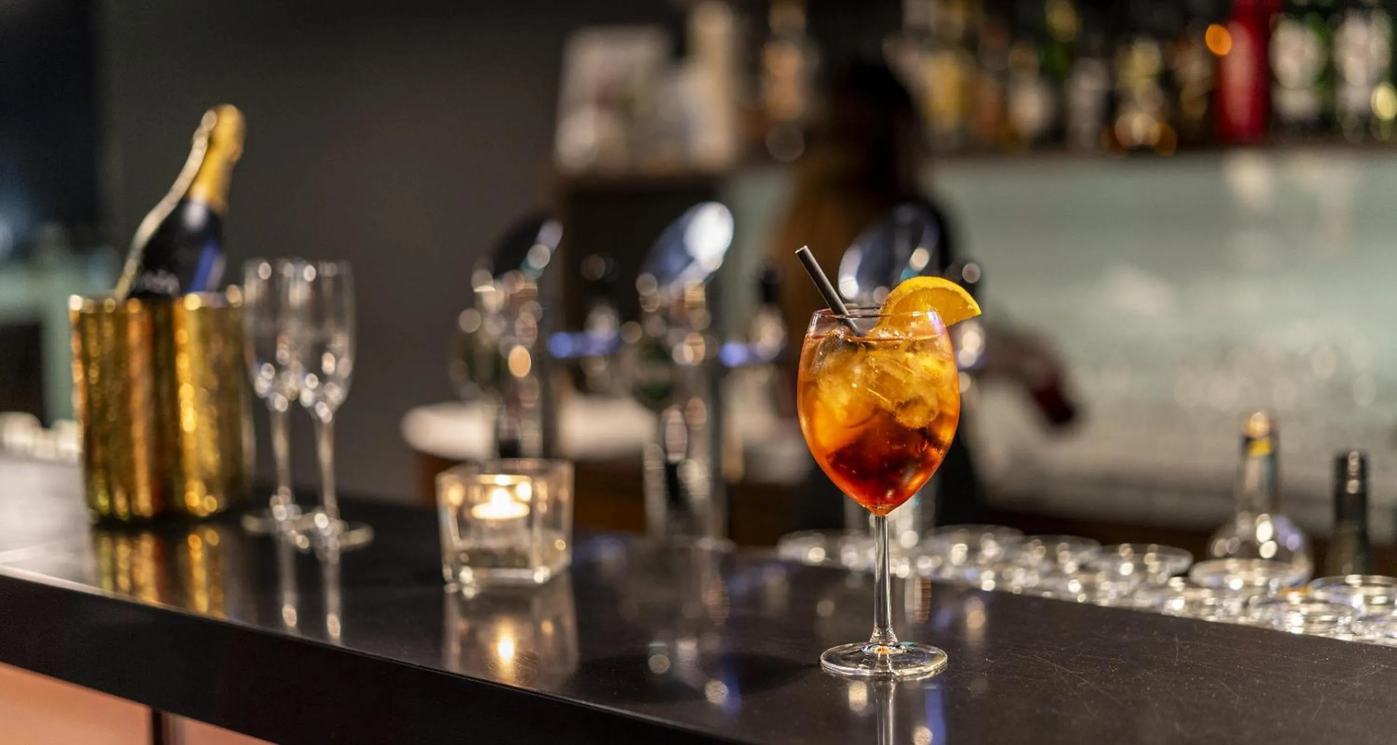 Lounge or bar in Best Western Plus Plaza Hotel Graz