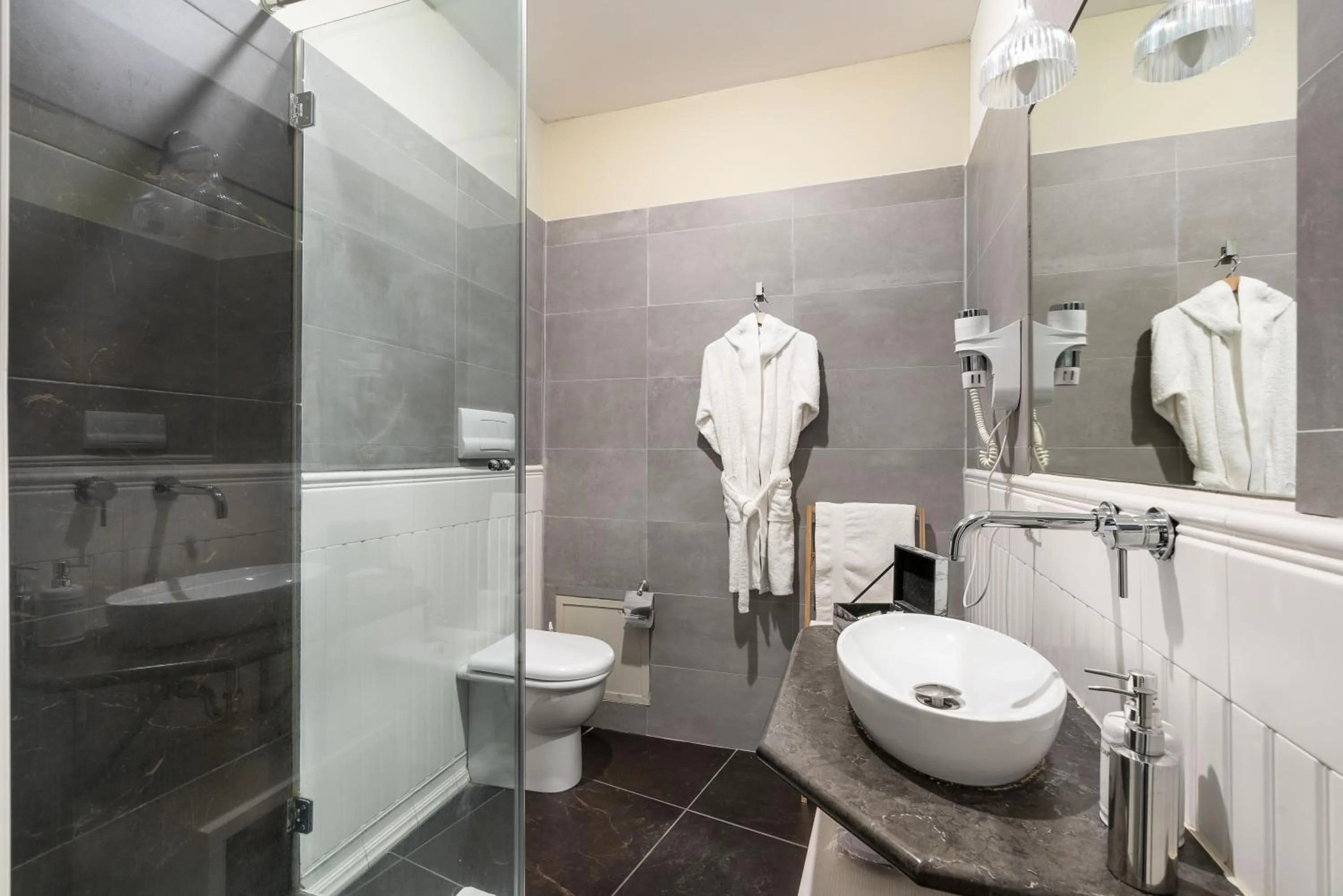 Bathroom in Il Giardino di Ballarò Boutique B&B