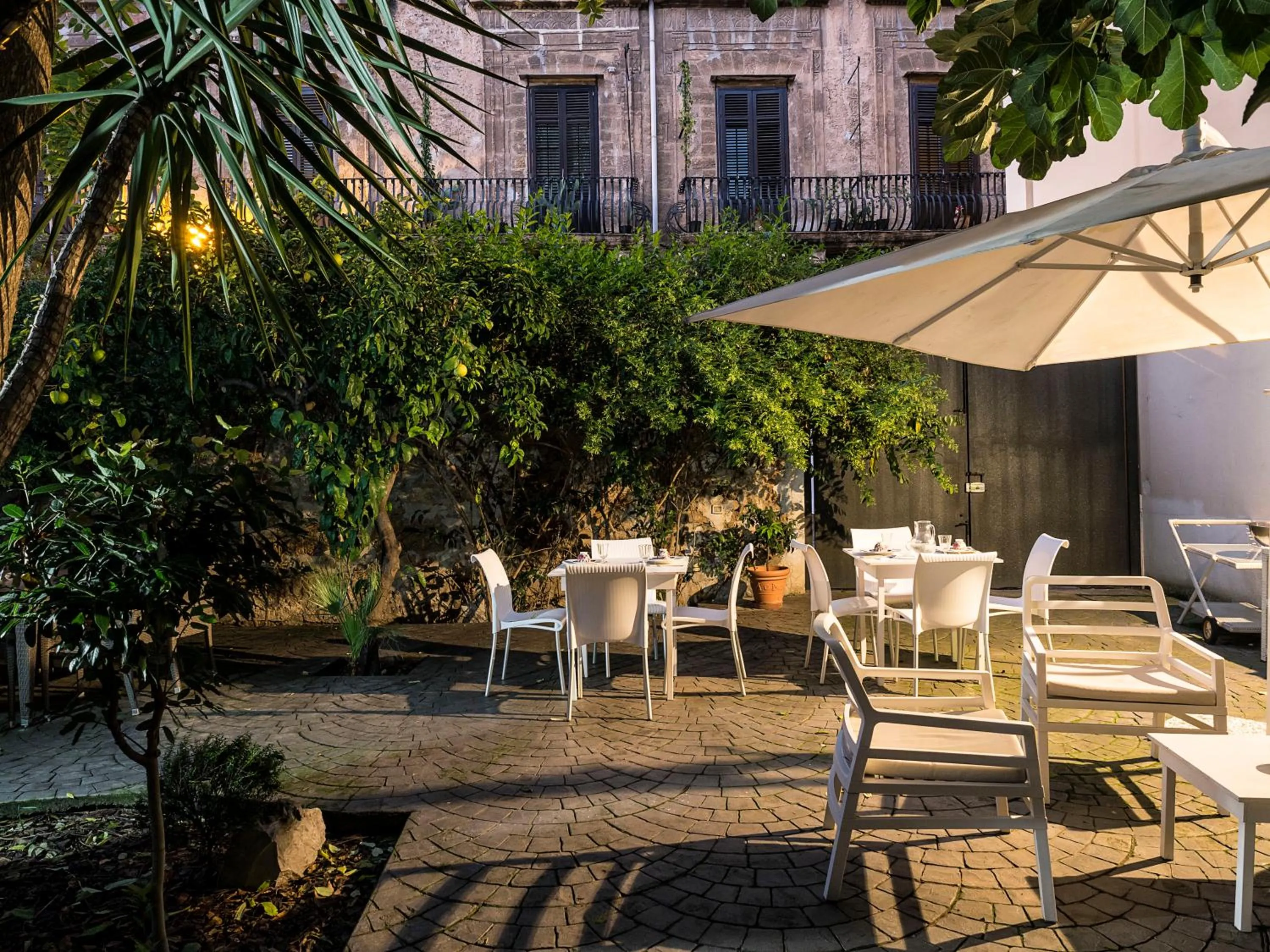 Garden in Il Giardino di Ballarò Boutique B&B