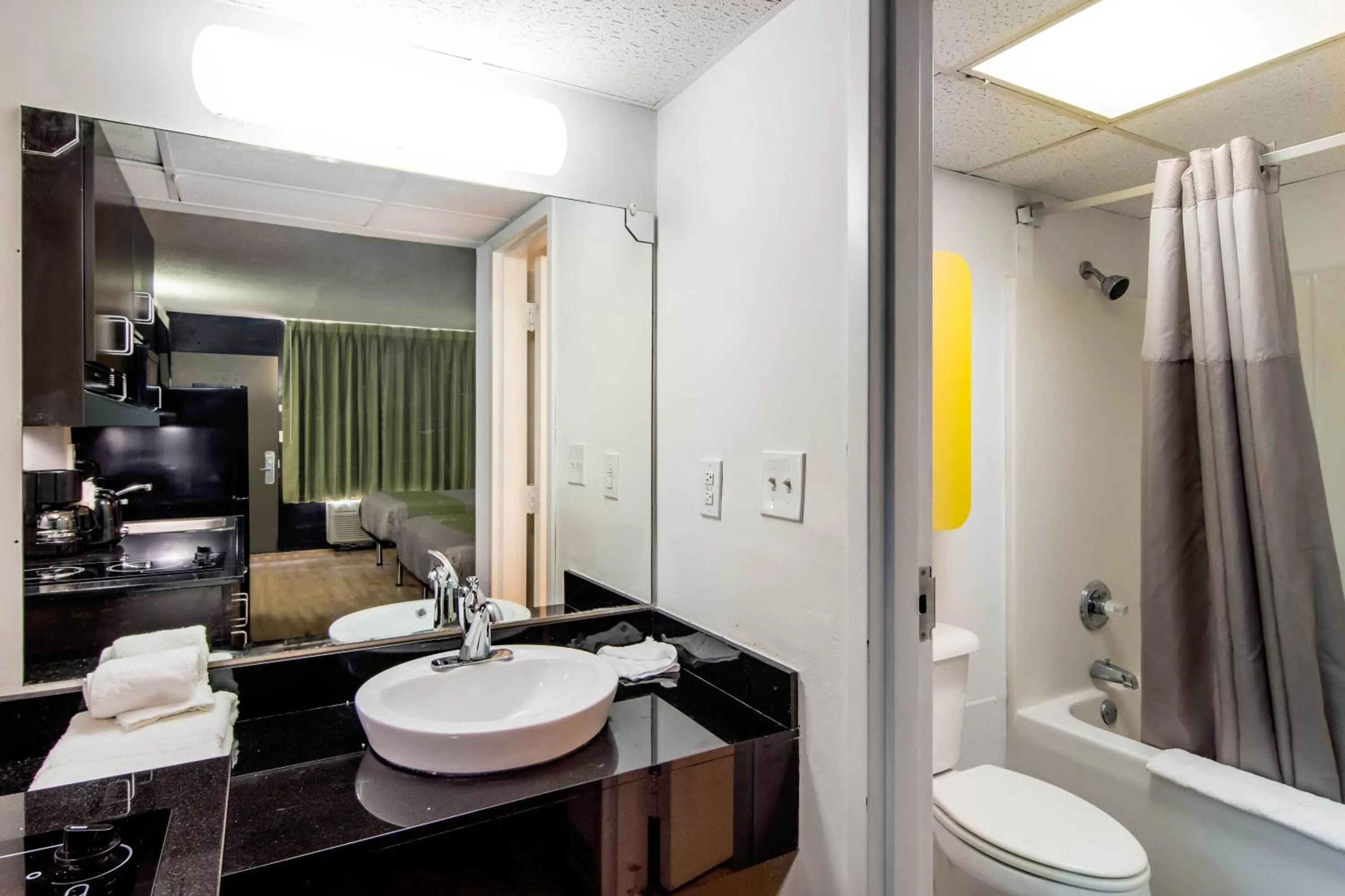 Bathroom in Studio 6 LaGrange