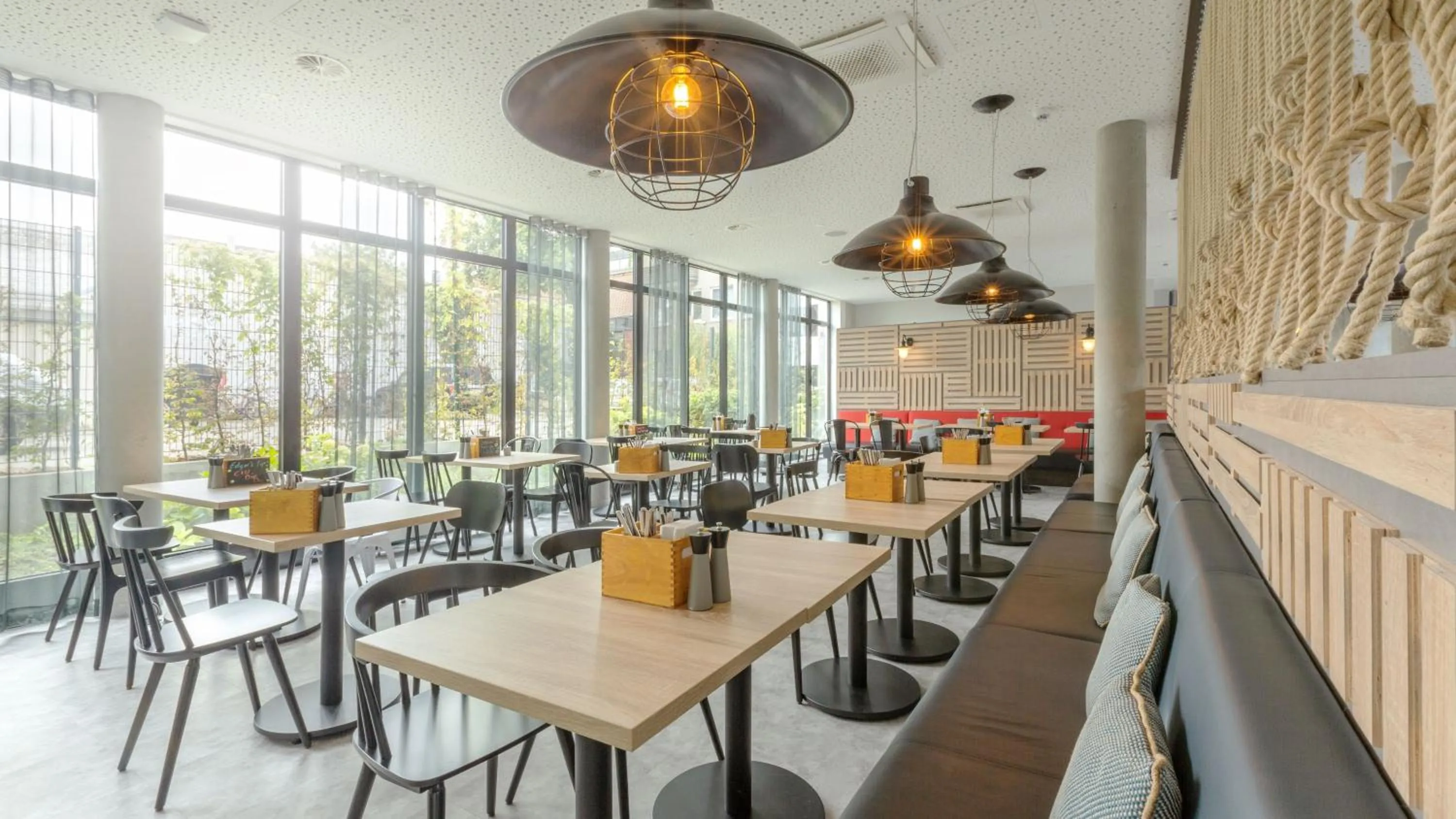 Breakfast in Holiday Inn - the niu, Keg Hamburg Ost by IHG