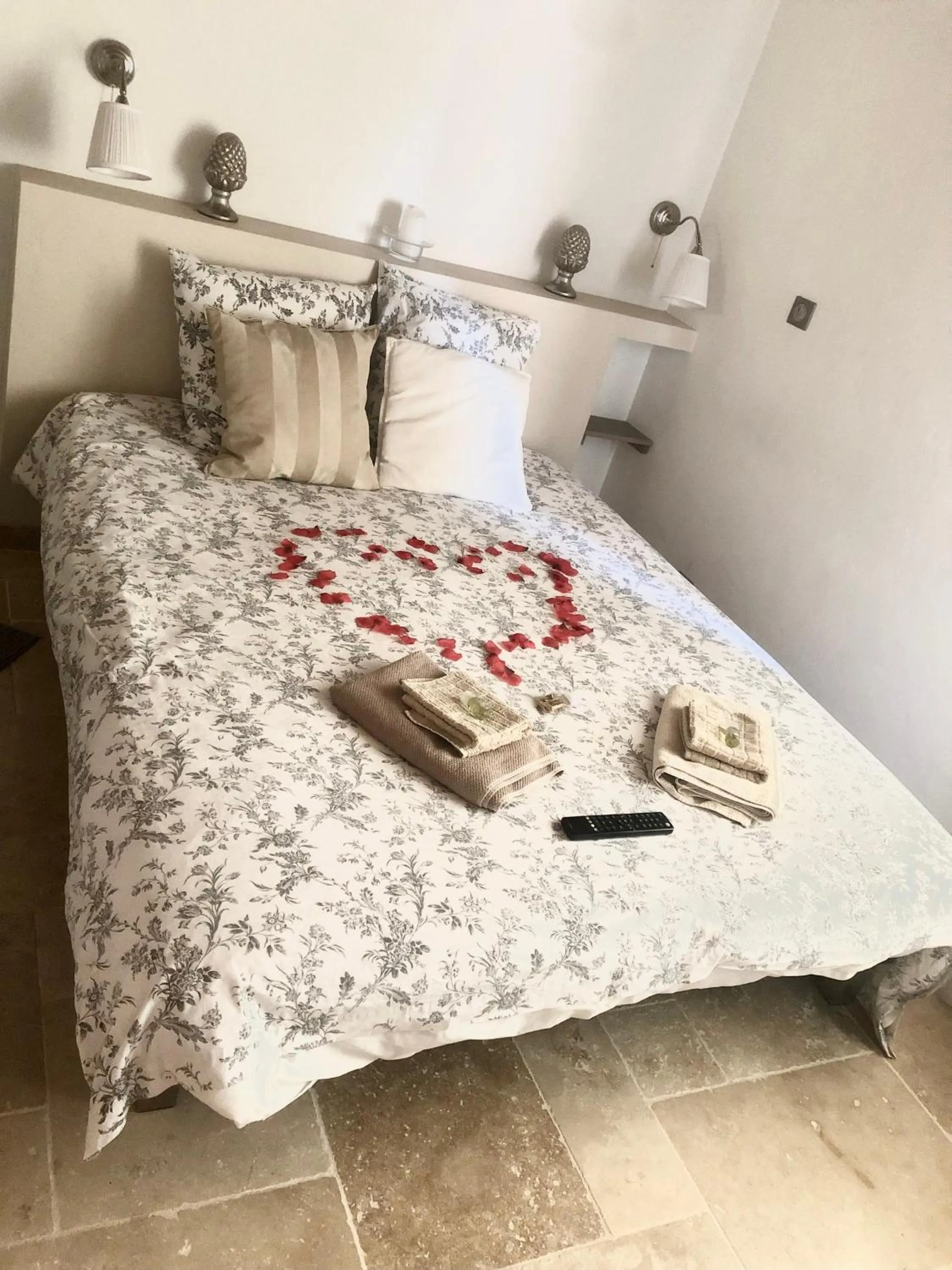 Bed in O PATIO DU MAS