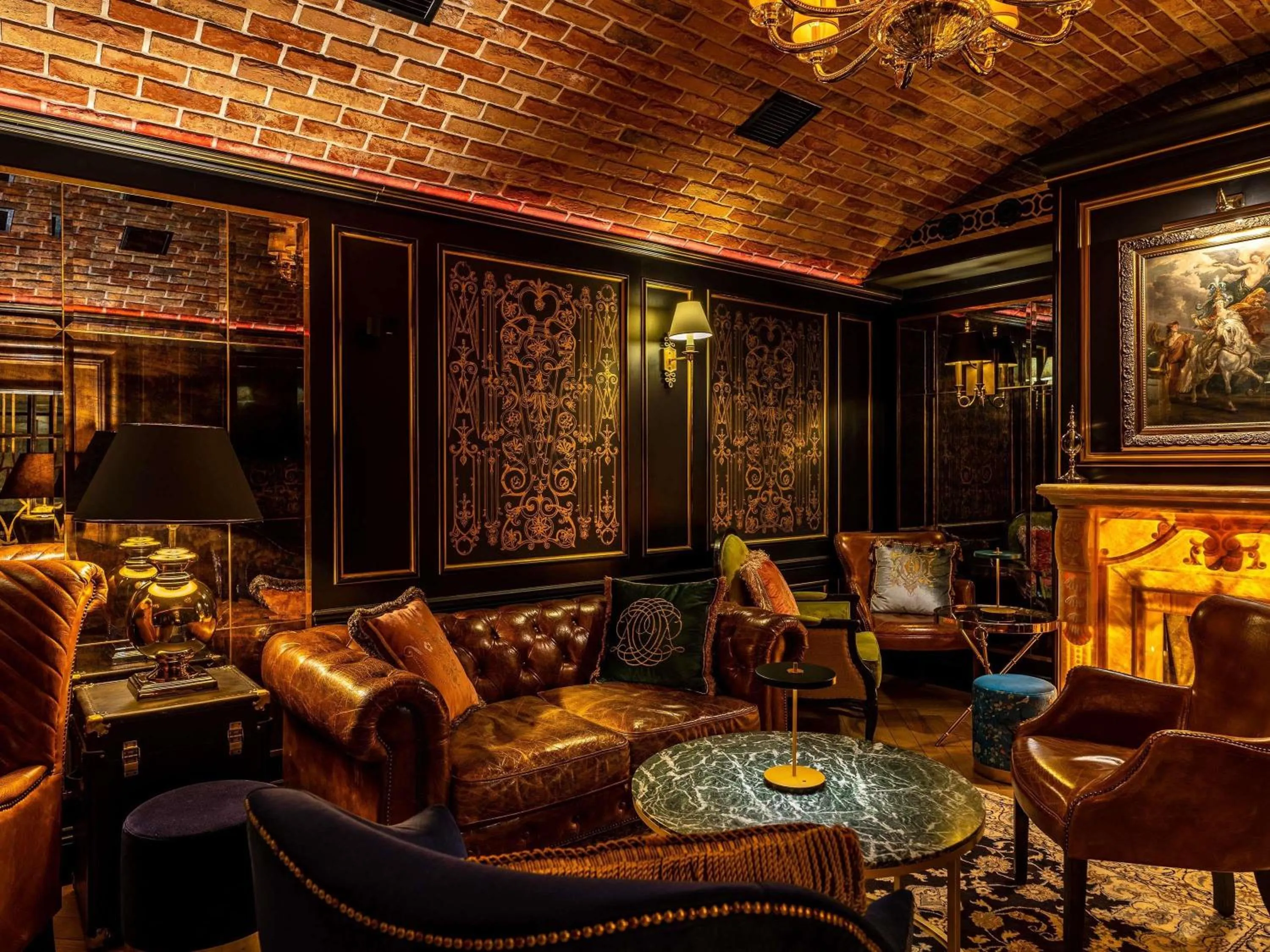 Lounge or bar in Bachleda Luxury Hotel Kraków - MGallery Collection