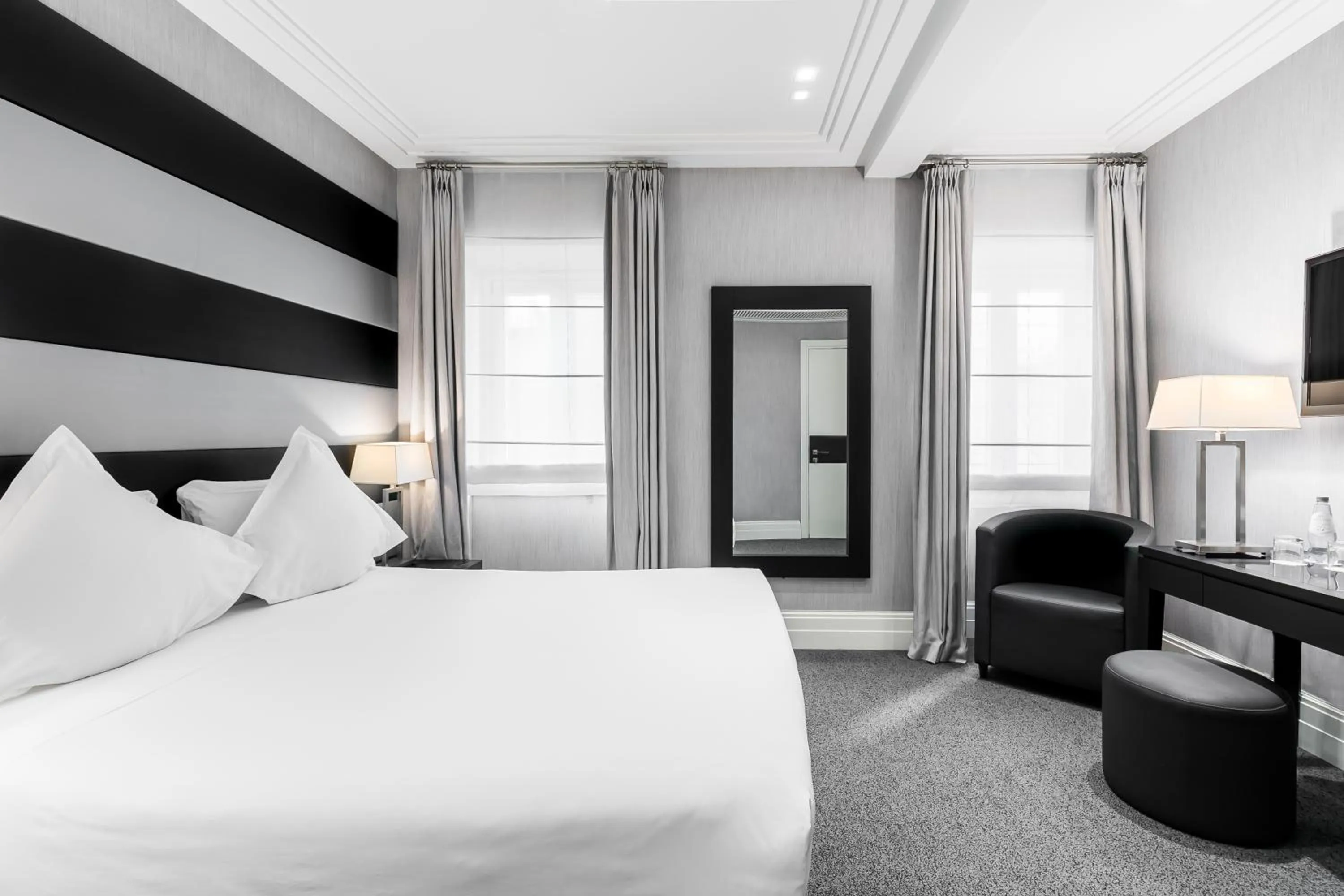 Bed in Hotel Mancino 12