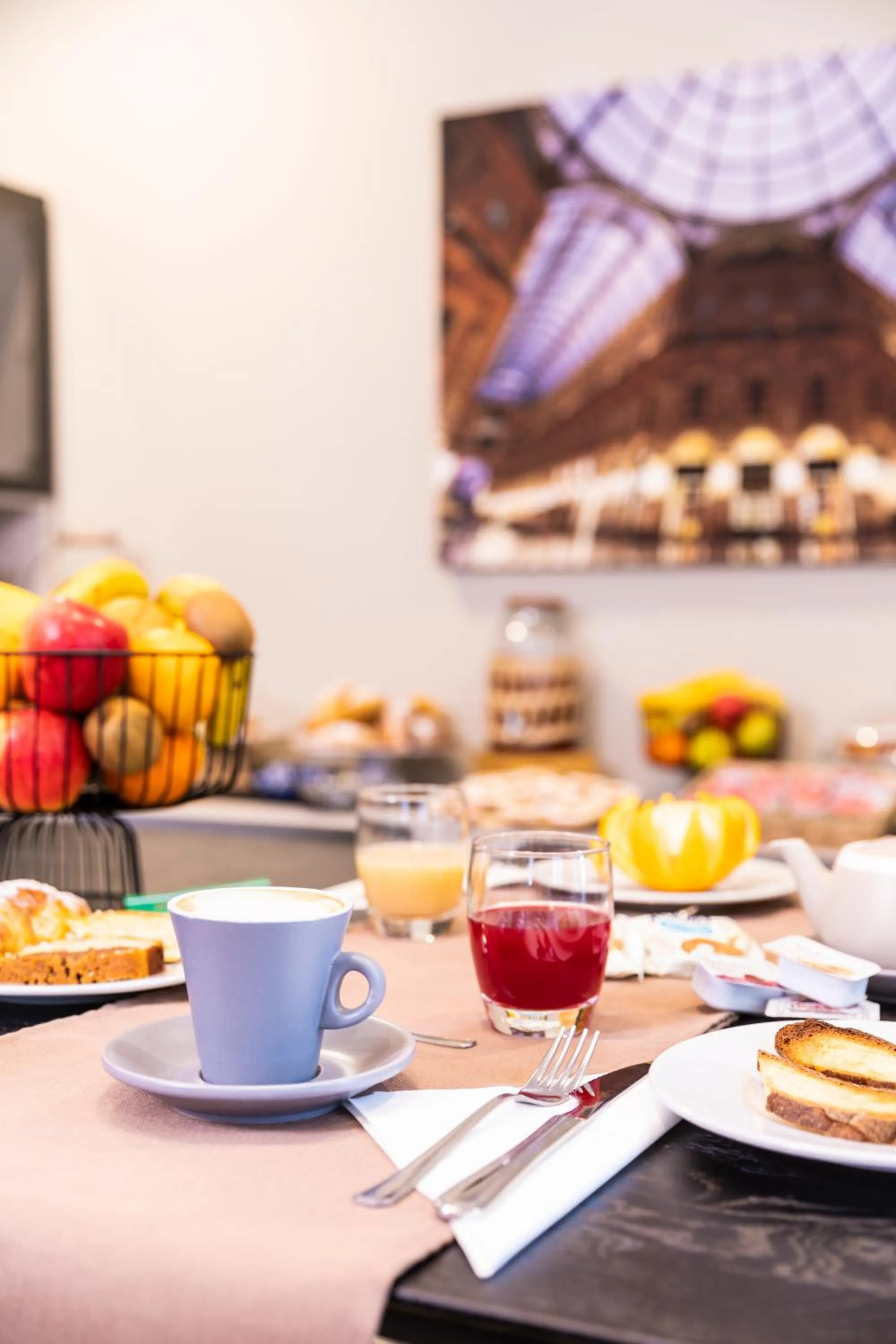 Buffet breakfast in Martini Suite