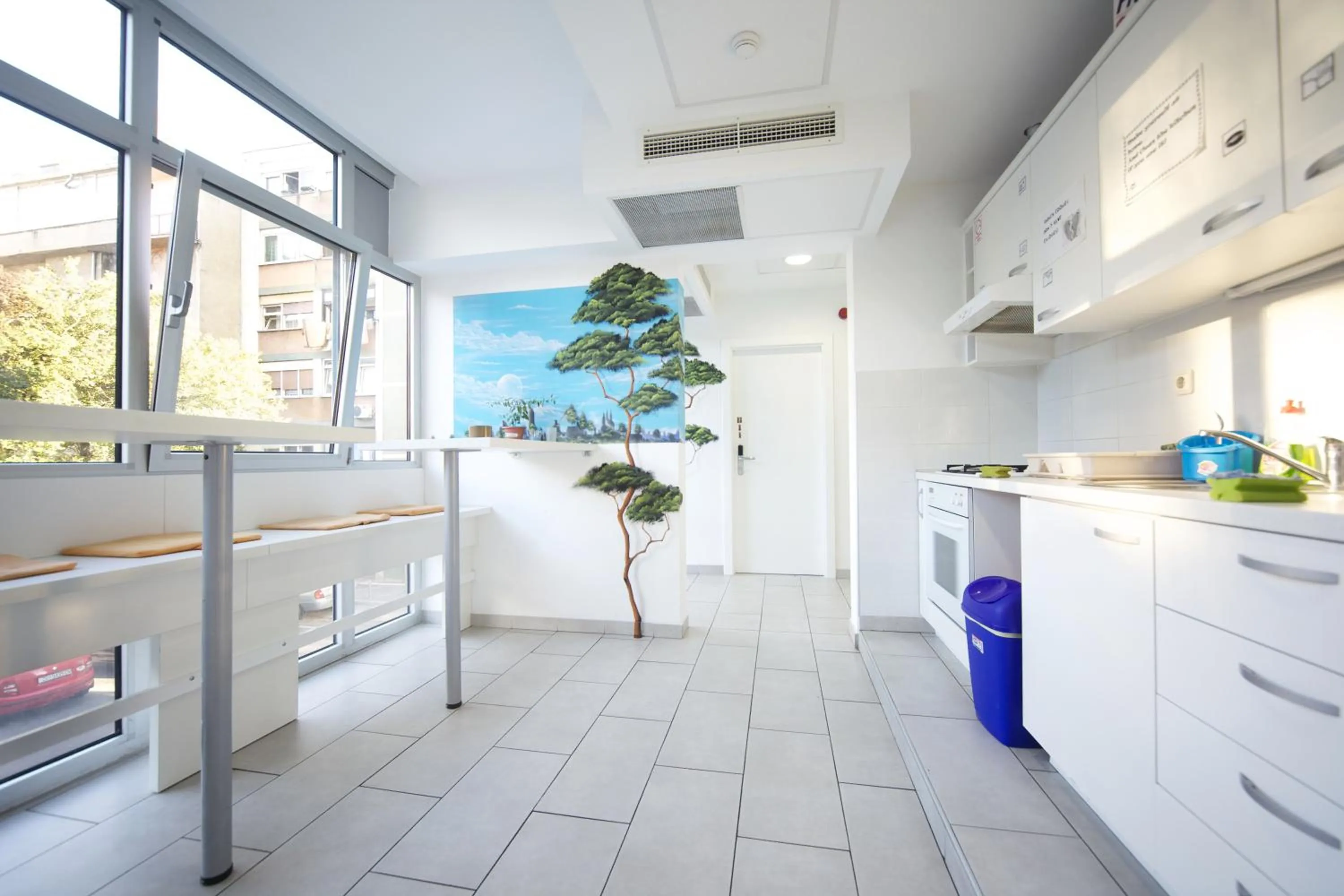 Kitchen or kitchenette in Funk Lounge Hostel