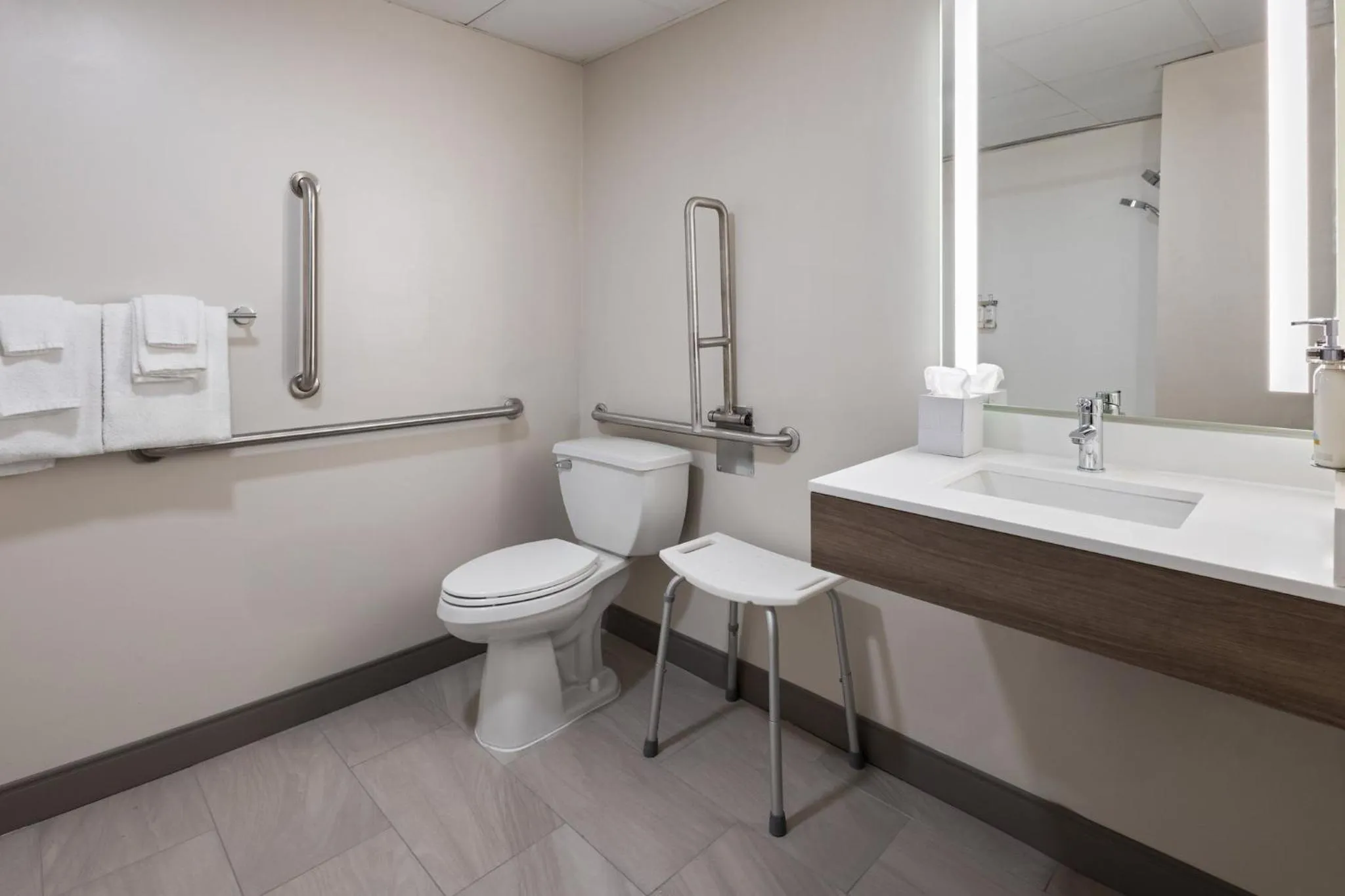 Bathroom in Holiday Inn Express and Suites Meriden by IHG