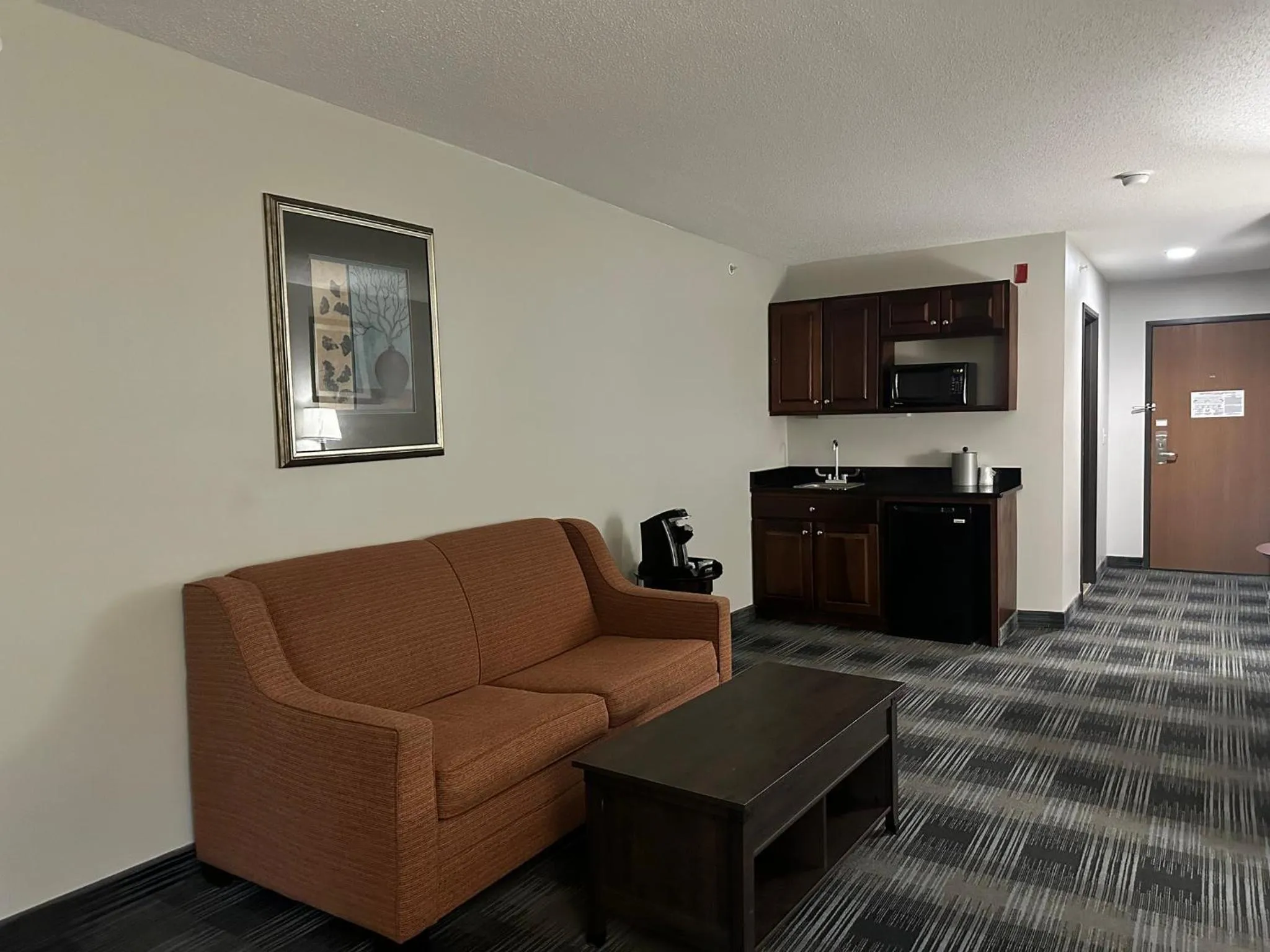 Bedroom in Holiday Inn Express and Suites Meriden by IHG