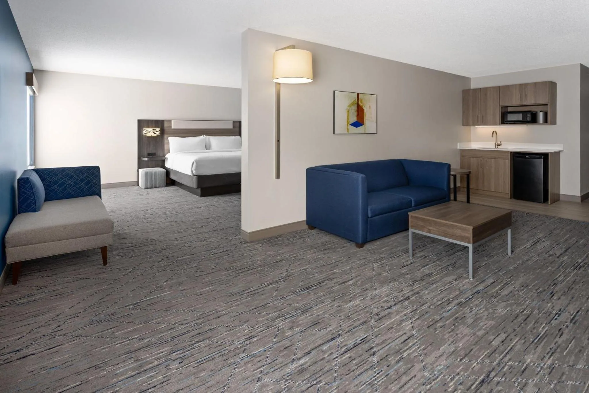 Photo of the whole room in Holiday Inn Express and Suites Meriden by IHG