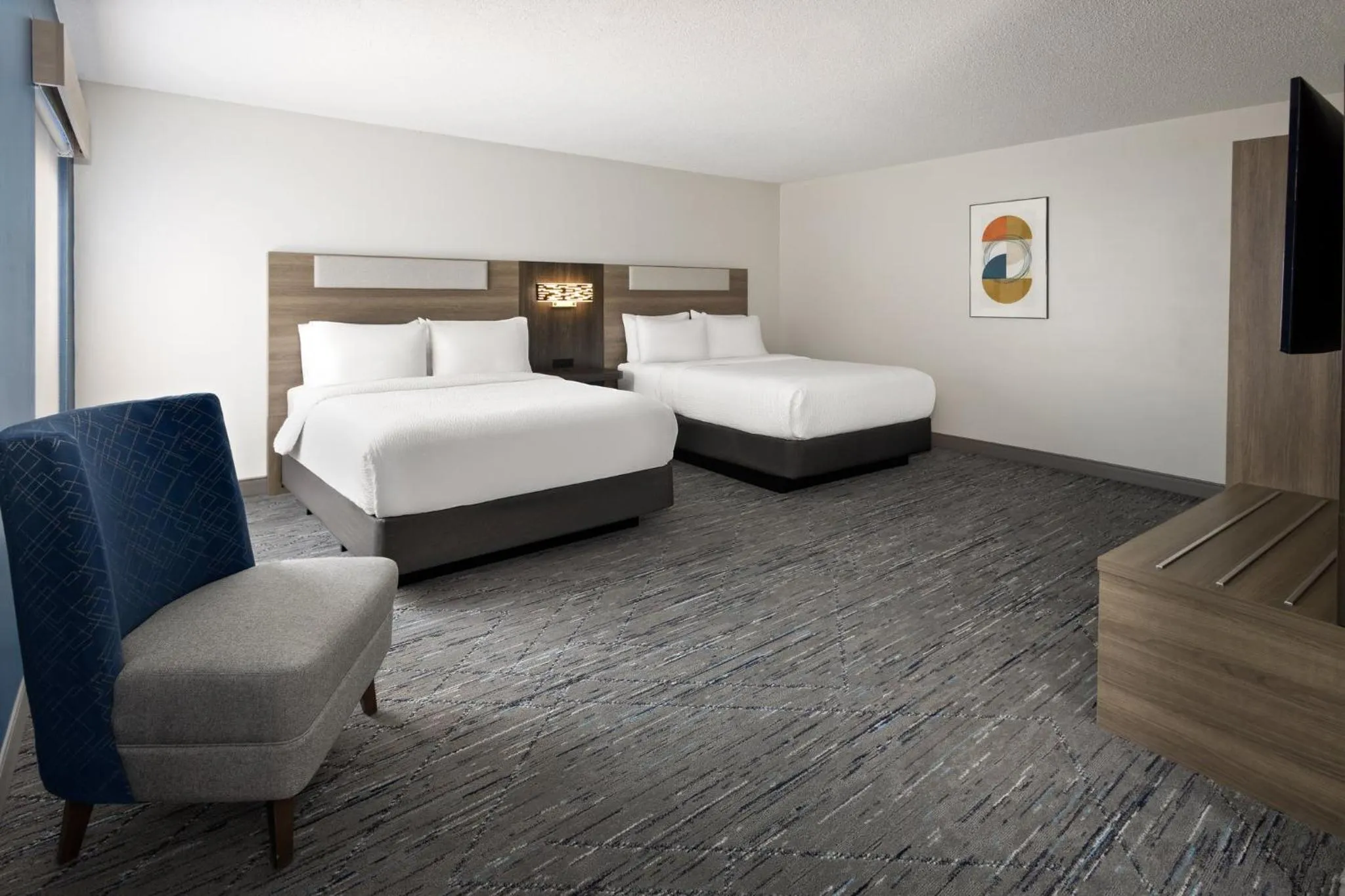 Photo of the whole room, Bed in Holiday Inn Express and Suites Meriden by IHG