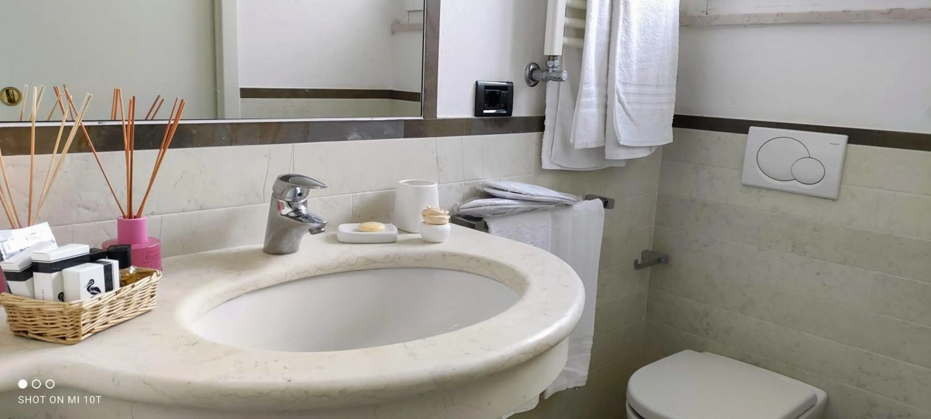 Bathroom in Hotel Villa Platani