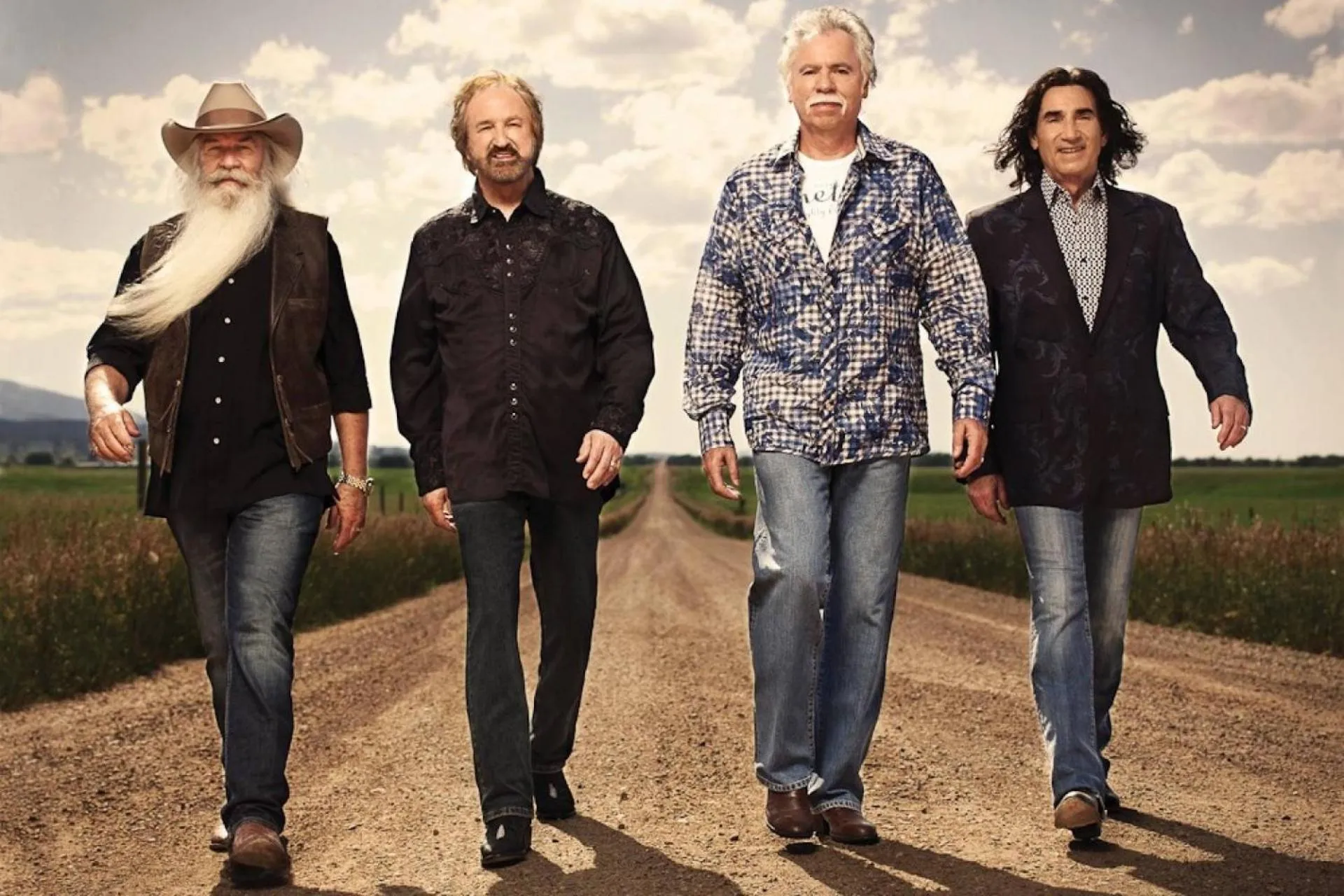 Foothill's Luxury 2BDR Ground Floor Condo in 1000 Hill's