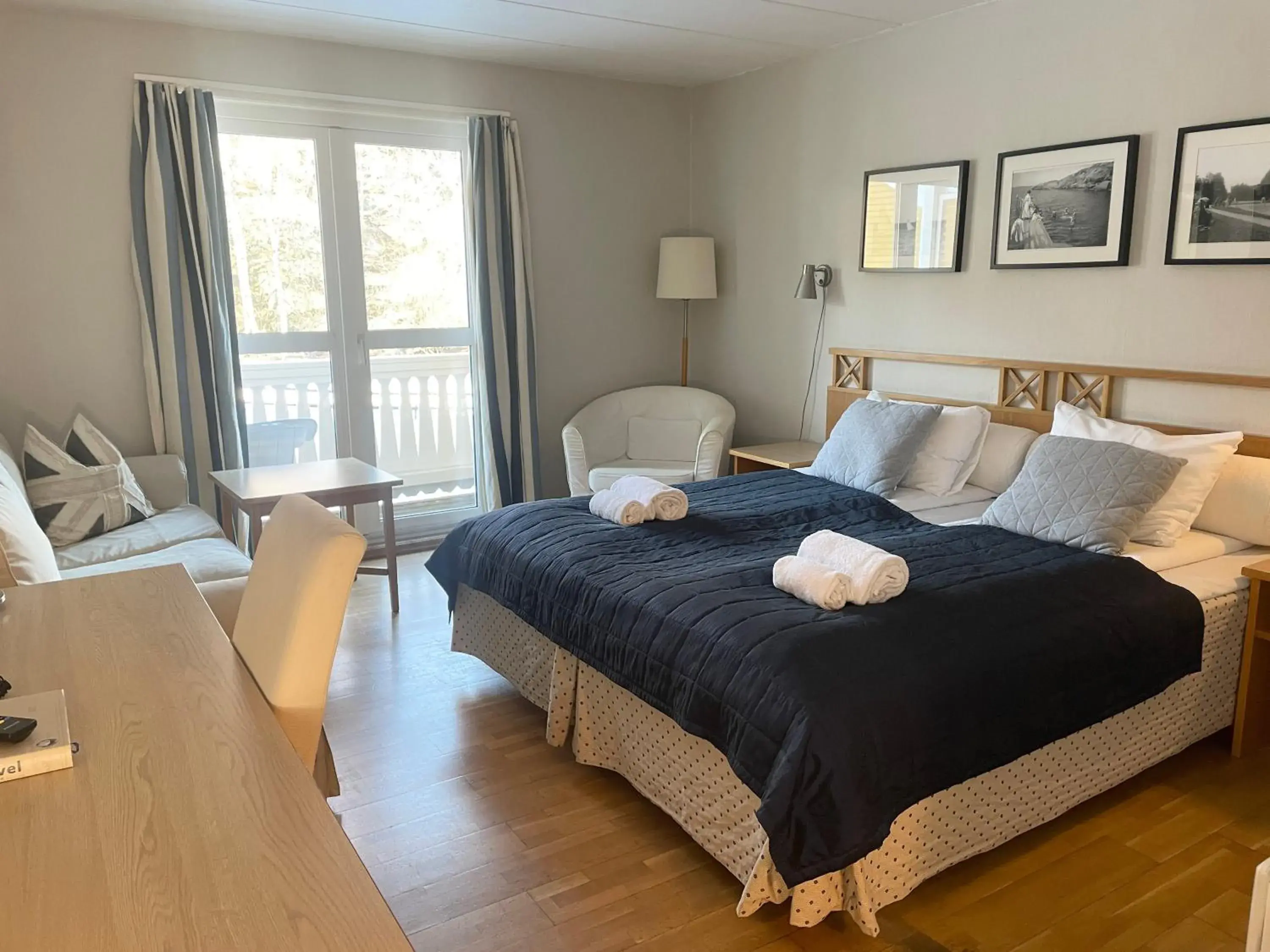 Standard Double or Twin Room with Balcony in Hankø Hotell & Spa Standard Double or Twin Room with Balcony in Hankø Hotell & Spa