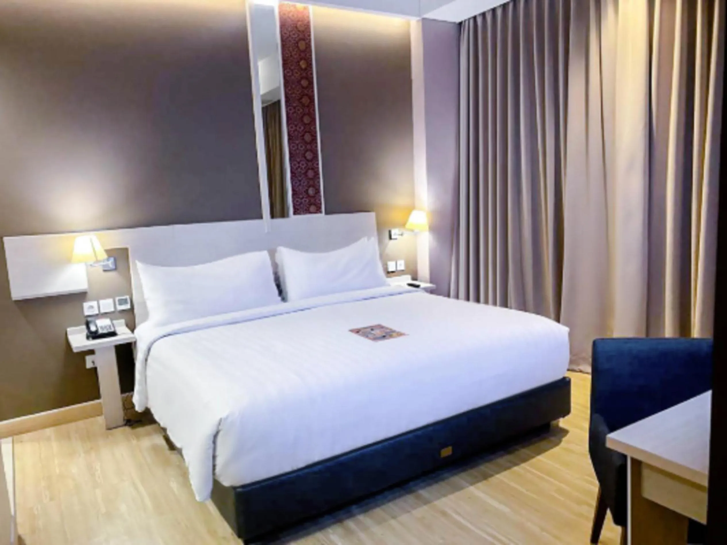 Bedroom, Bed in Harper Palembang by ASTON