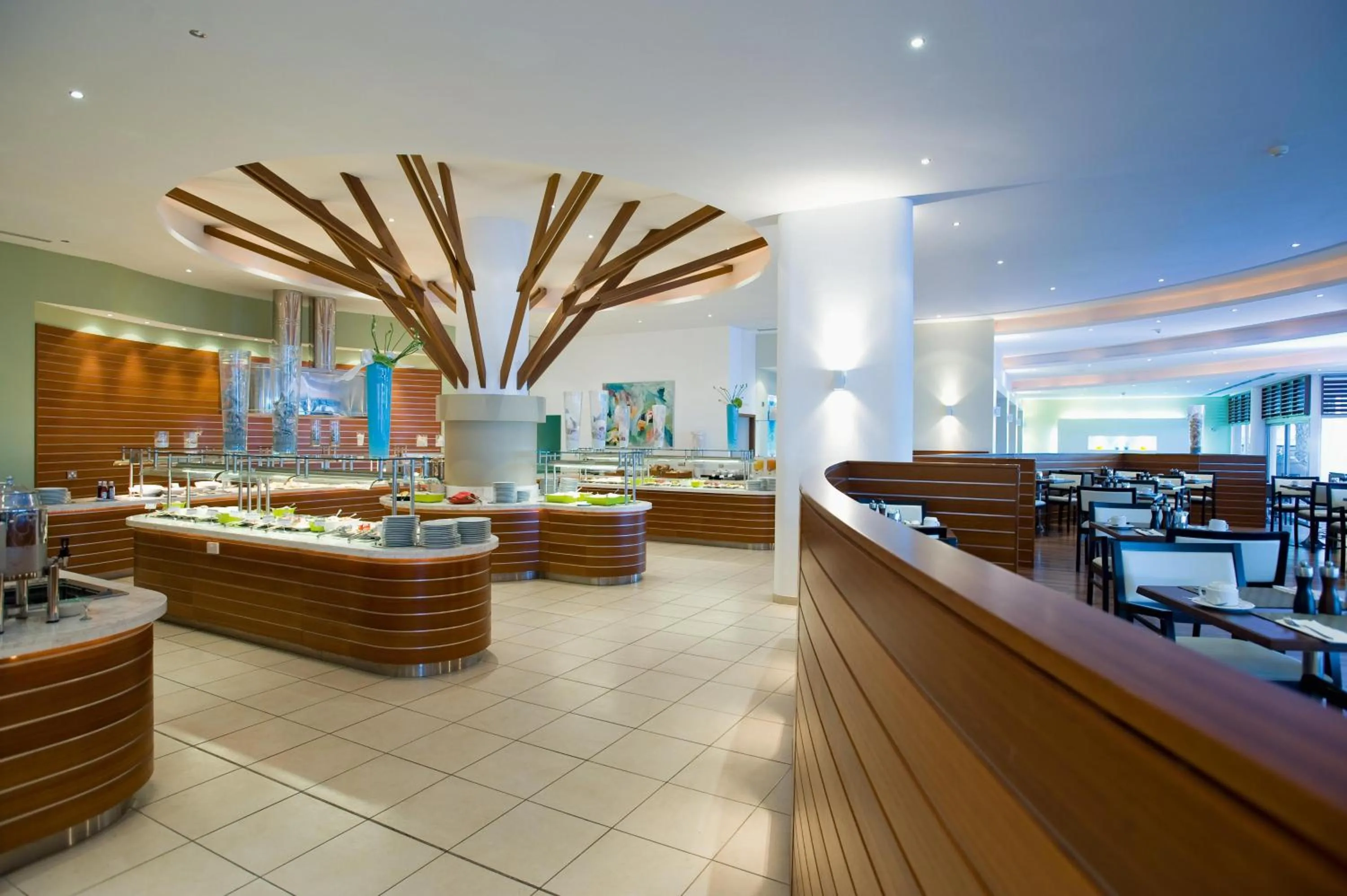 Restaurant/places to eat in Mediterranean Beach Hotel