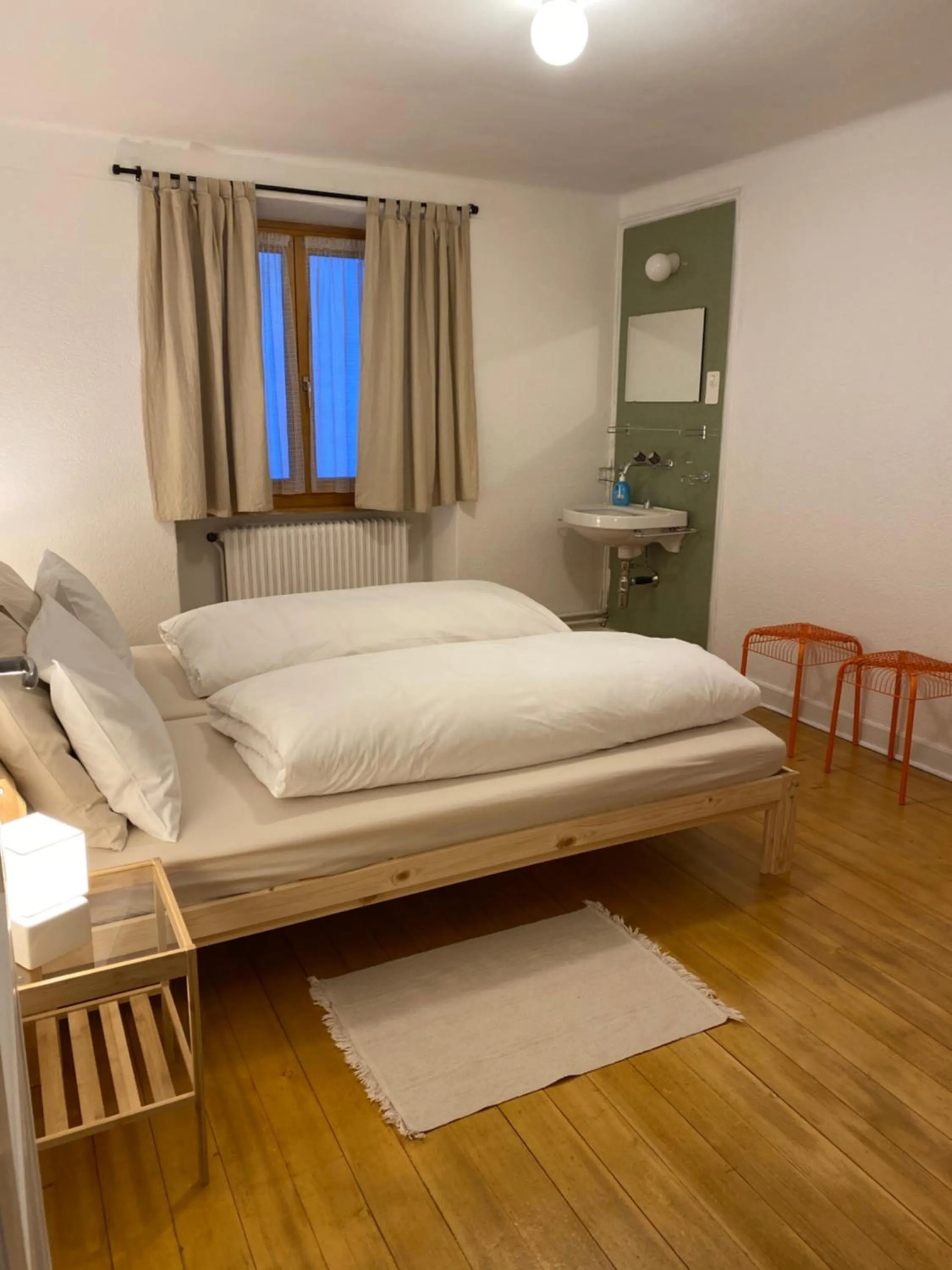 Photo of the whole room, Bed in Pension Bellevue Gondo