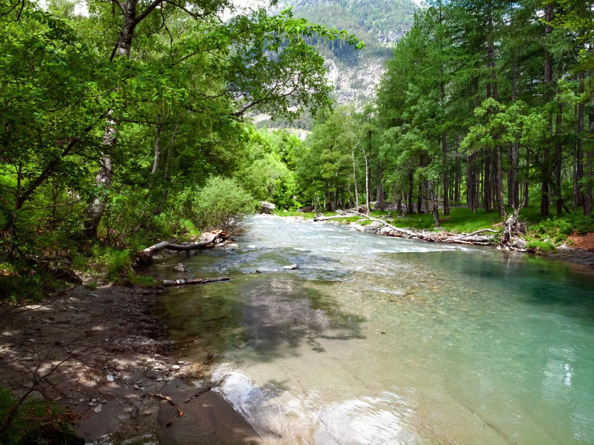 Hiking in Pension Bellevue Gondo