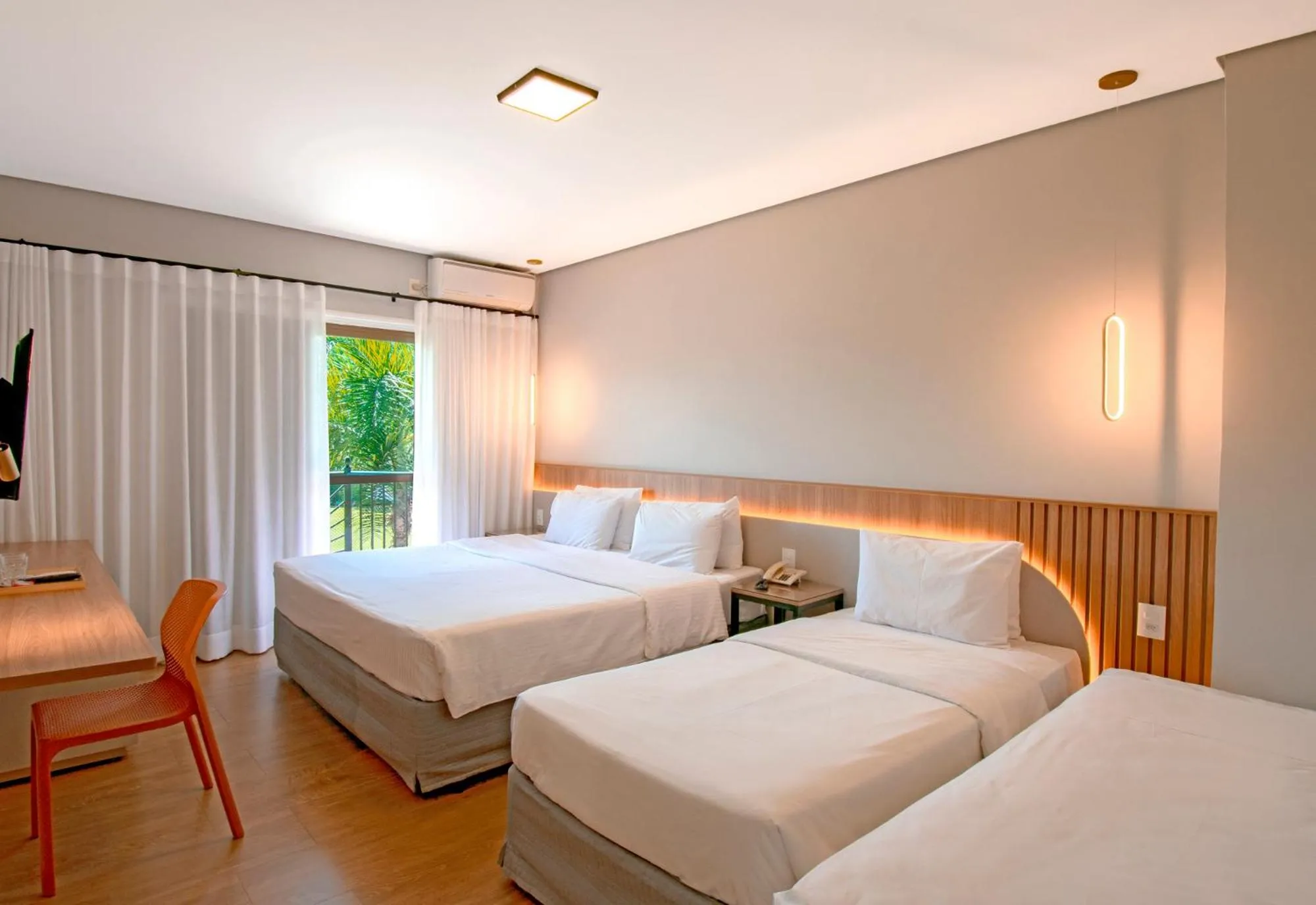 Bedroom, Bed in Oscar Inn Eco Resort