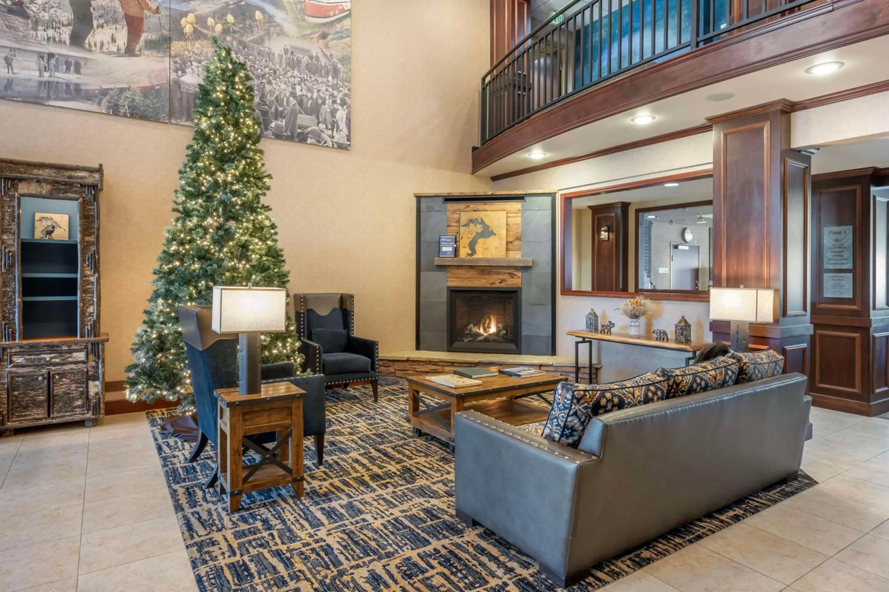 Lobby or reception in Best Western Plus Ponderay Mountain Lodge Sandpoint