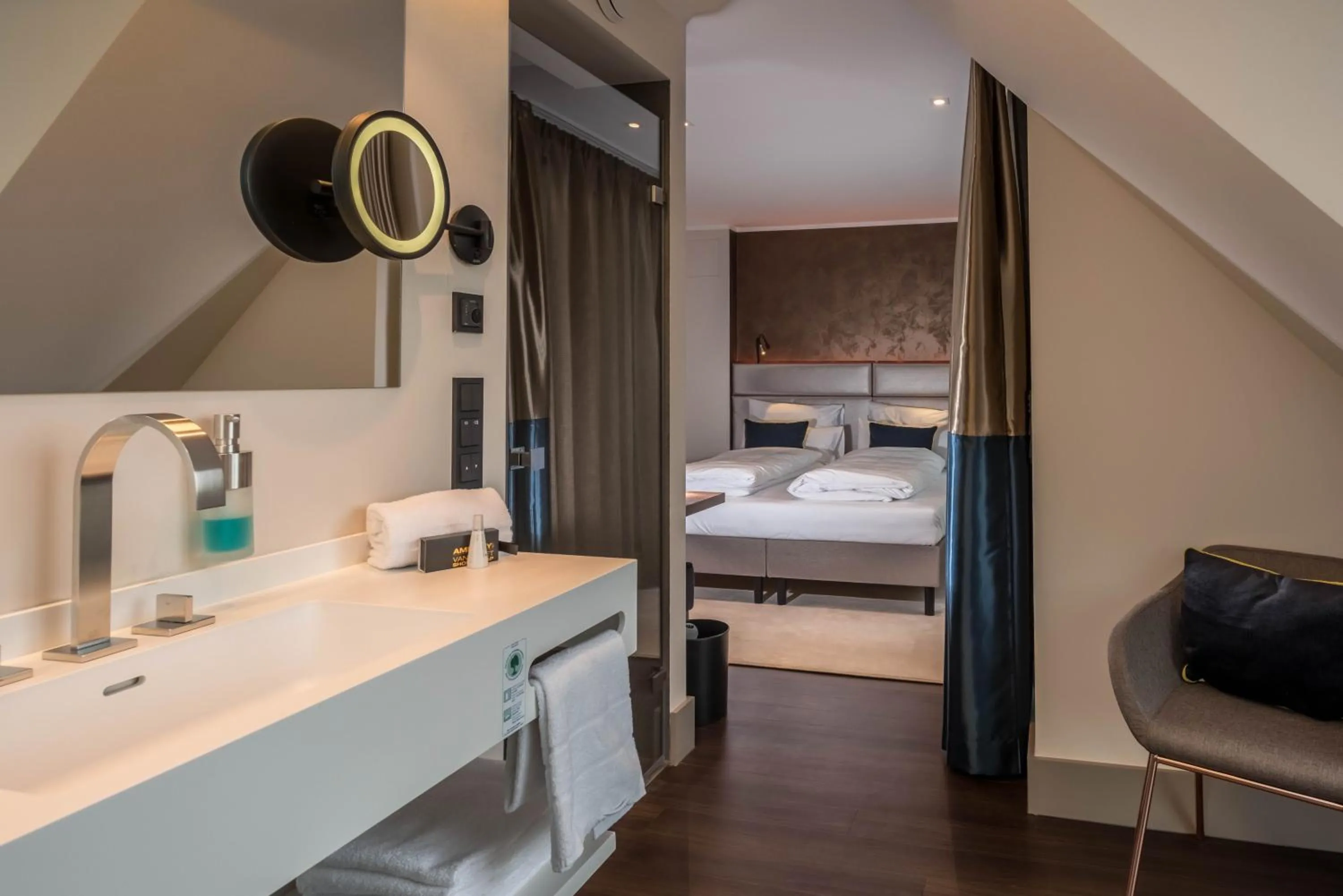 Bed in Innspire Hotel